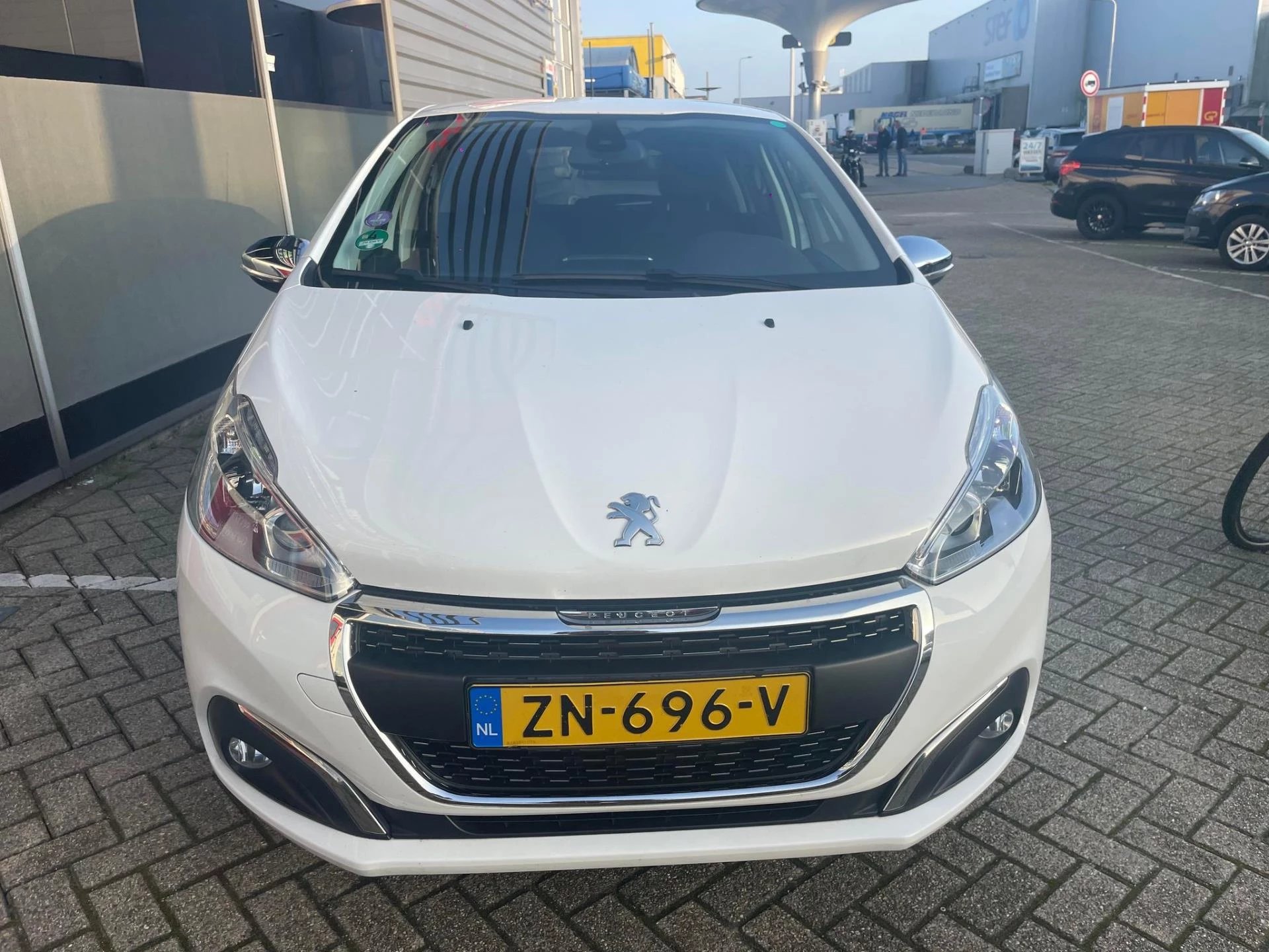 Hoofdafbeelding Peugeot 208