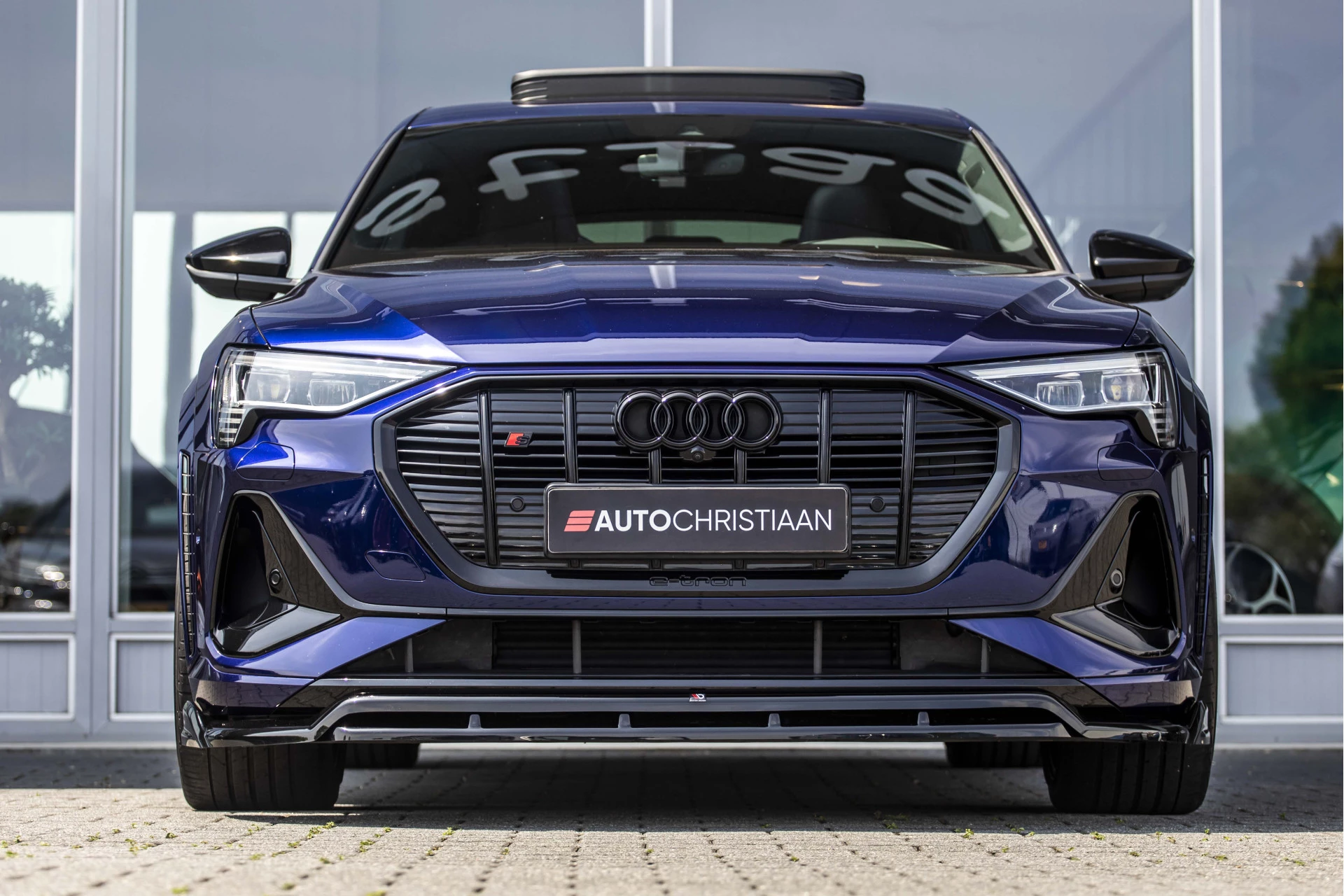 Hoofdafbeelding Audi e-tron