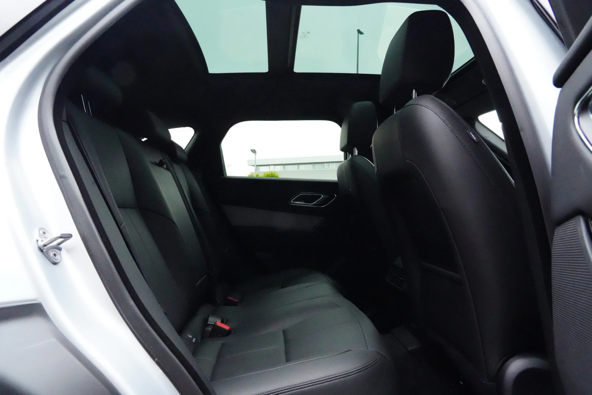 Hoofdafbeelding Land Rover Range Rover Velar