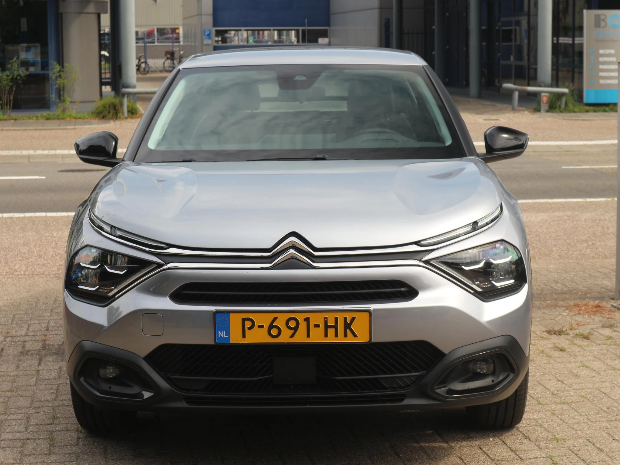 Hoofdafbeelding Citroën ë-C4