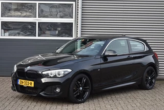 Hoofdafbeelding BMW 1 Serie BMW 1 Serie 118I HIGH EXECUTIVE / M PAKKET / LEDER / NAVI / STOELVERWARMING