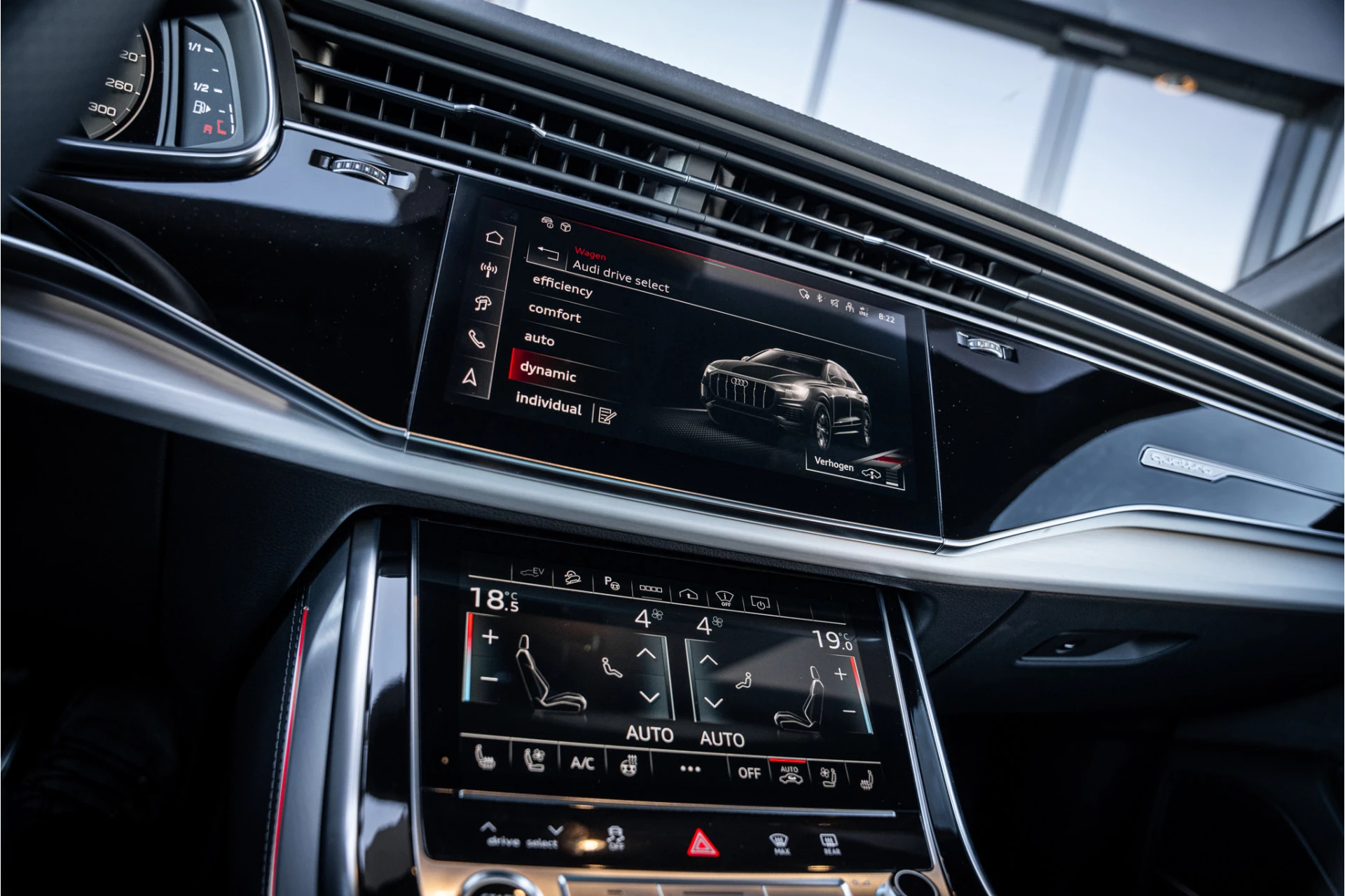 Hoofdafbeelding Audi Q8