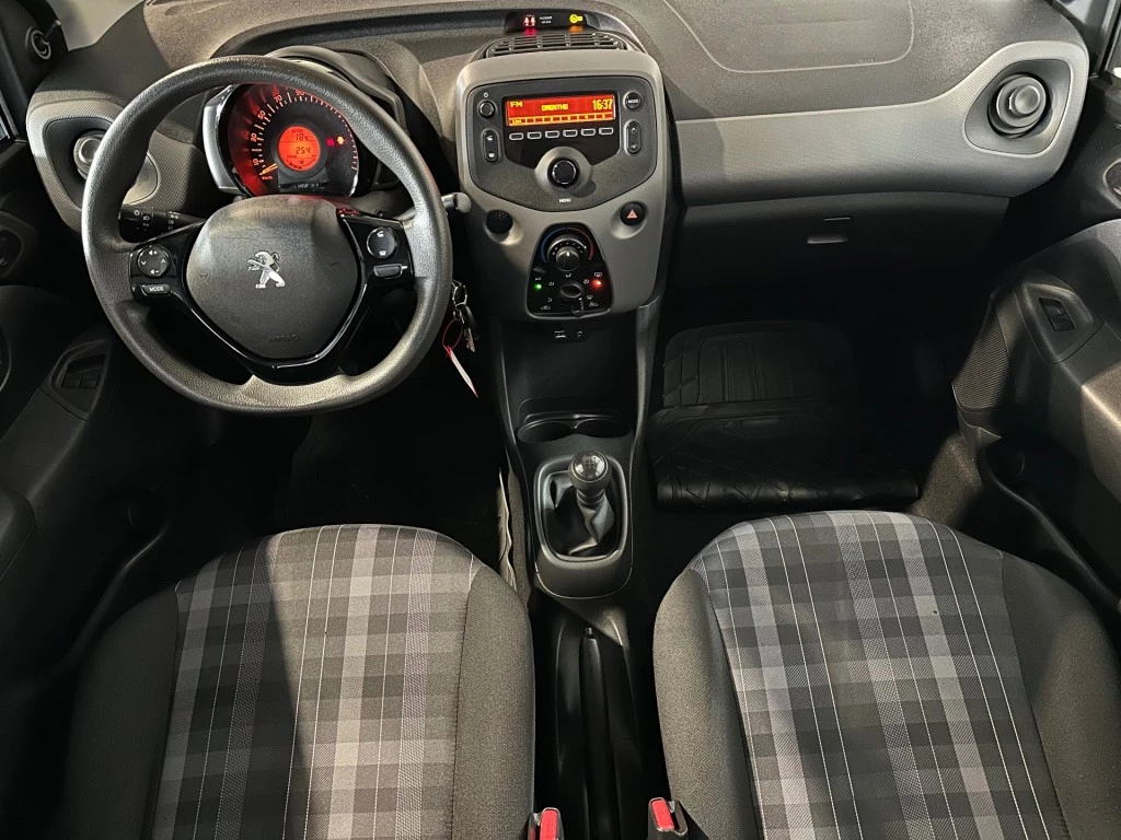 Hoofdafbeelding Peugeot 108