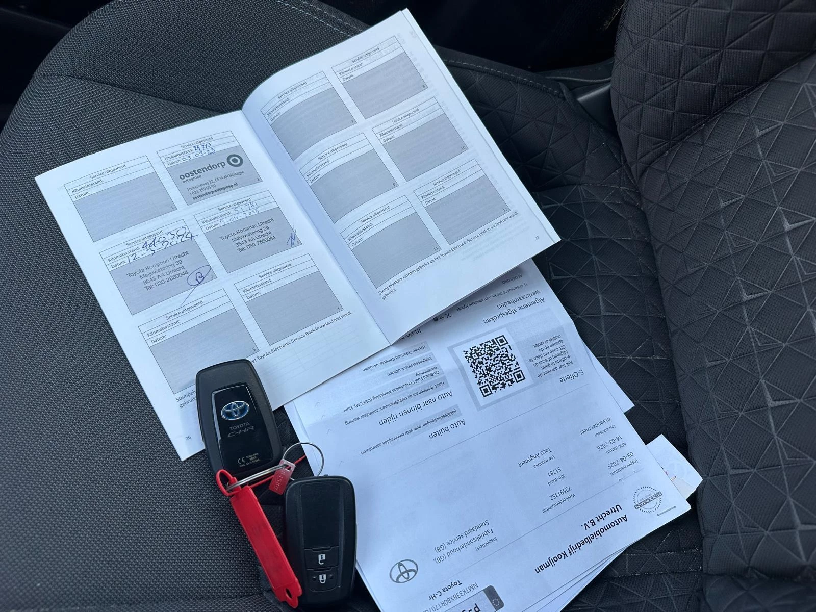 Hoofdafbeelding Toyota C-HR