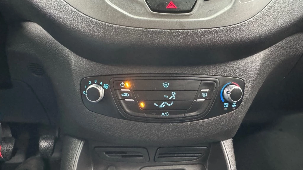 Hoofdafbeelding Ford Transit Courier