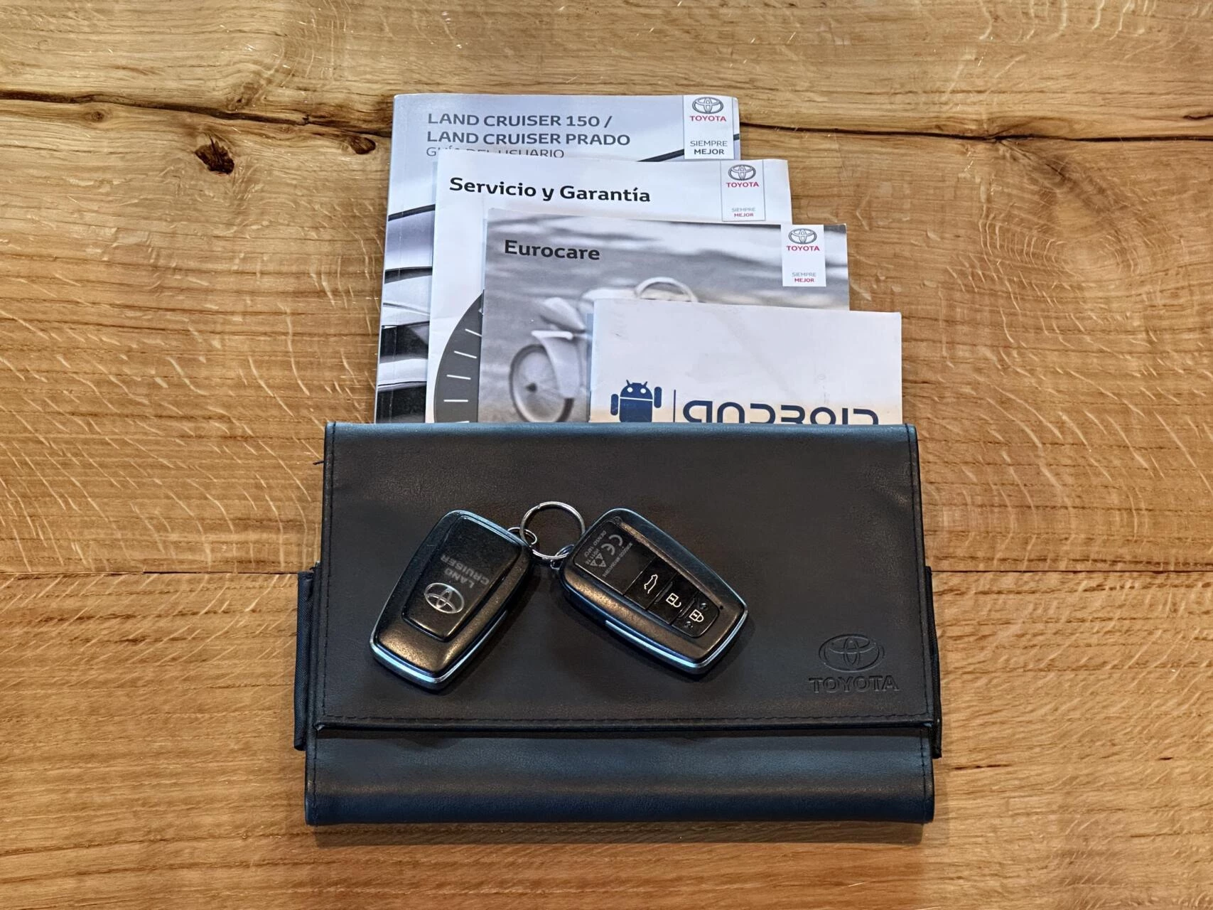 Hoofdafbeelding Toyota Land Cruiser