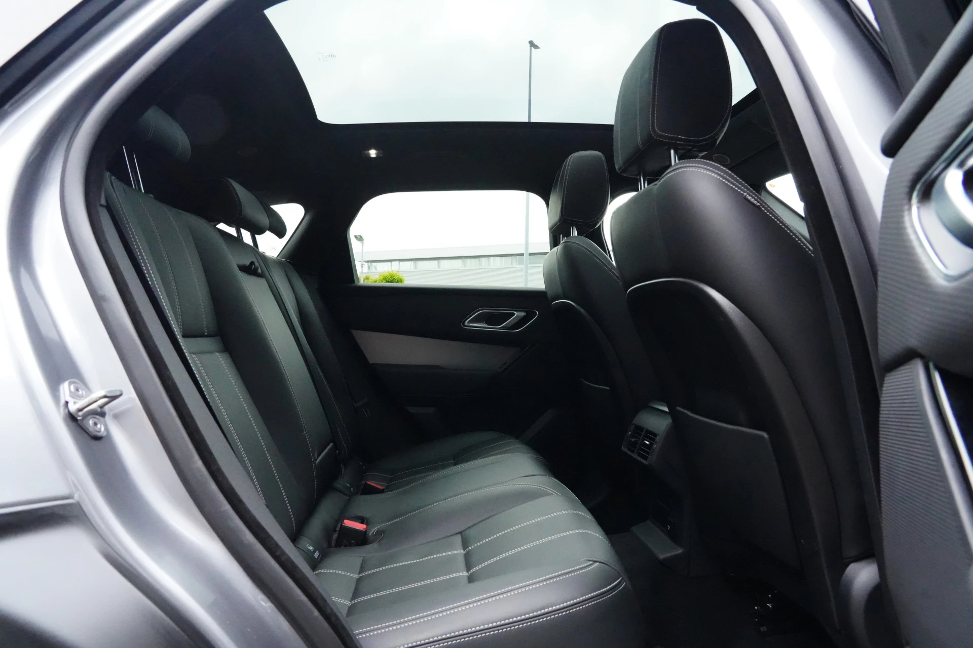 Hoofdafbeelding Land Rover Range Rover Velar