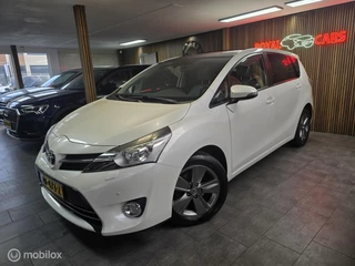 Hoofdafbeelding Toyota Verso Toyota Verso 1.8 VVT-i Dynamic 7persoons/ Pano/ Camera/ Navi