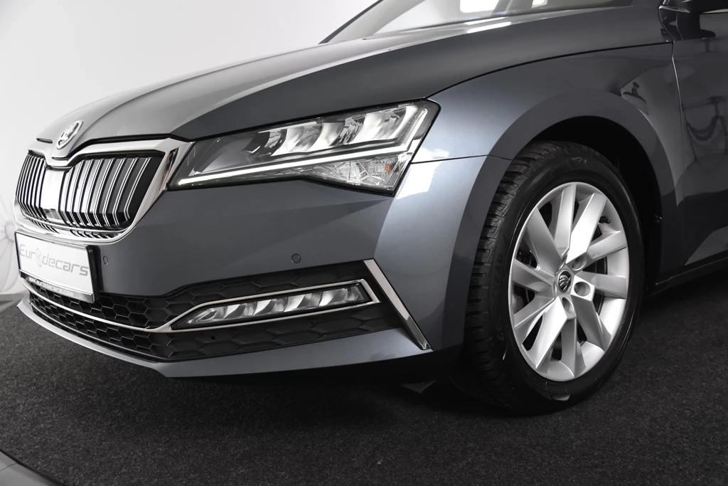 Hoofdafbeelding Škoda Superb