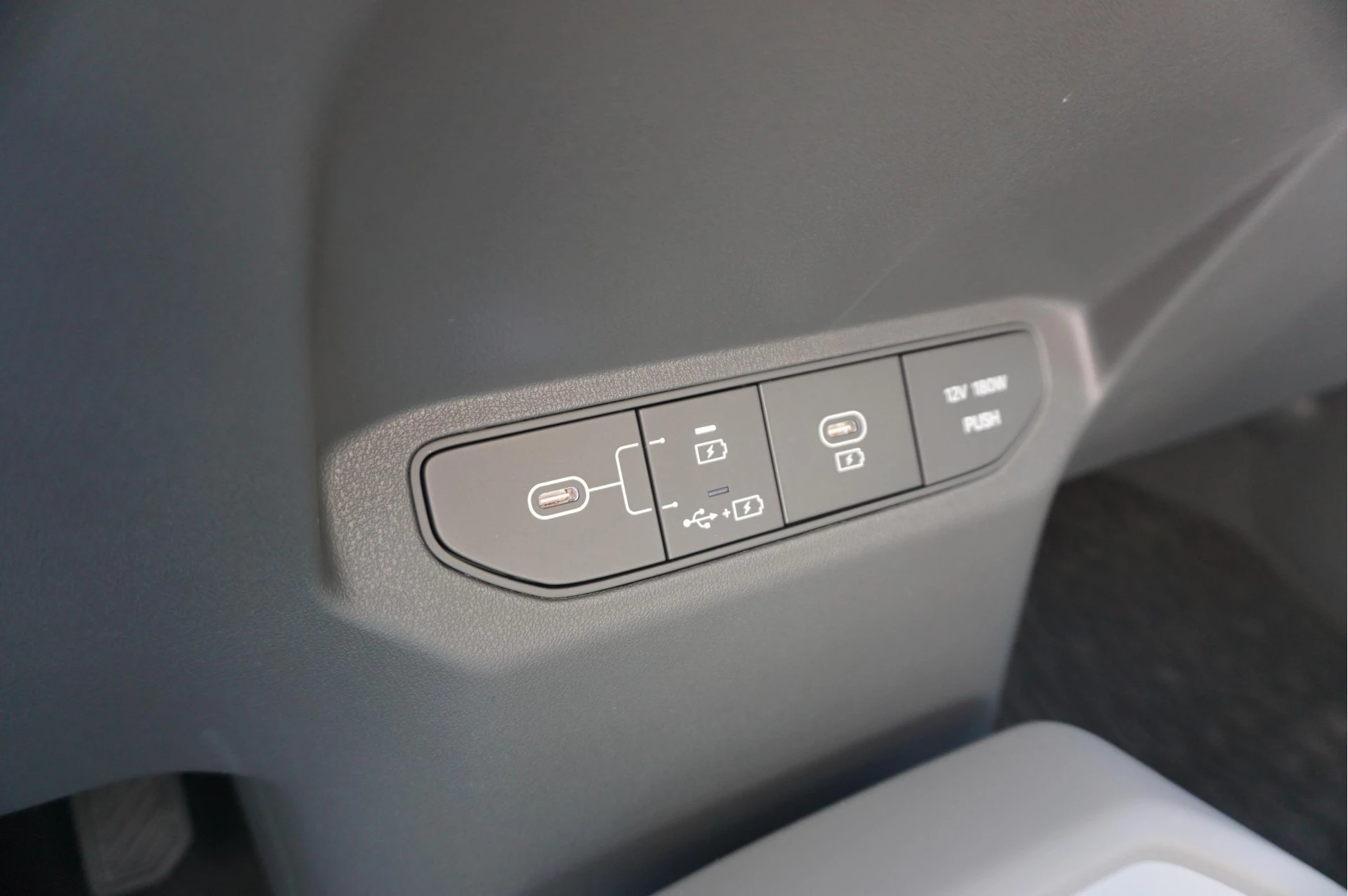 Hoofdafbeelding Kia EV3