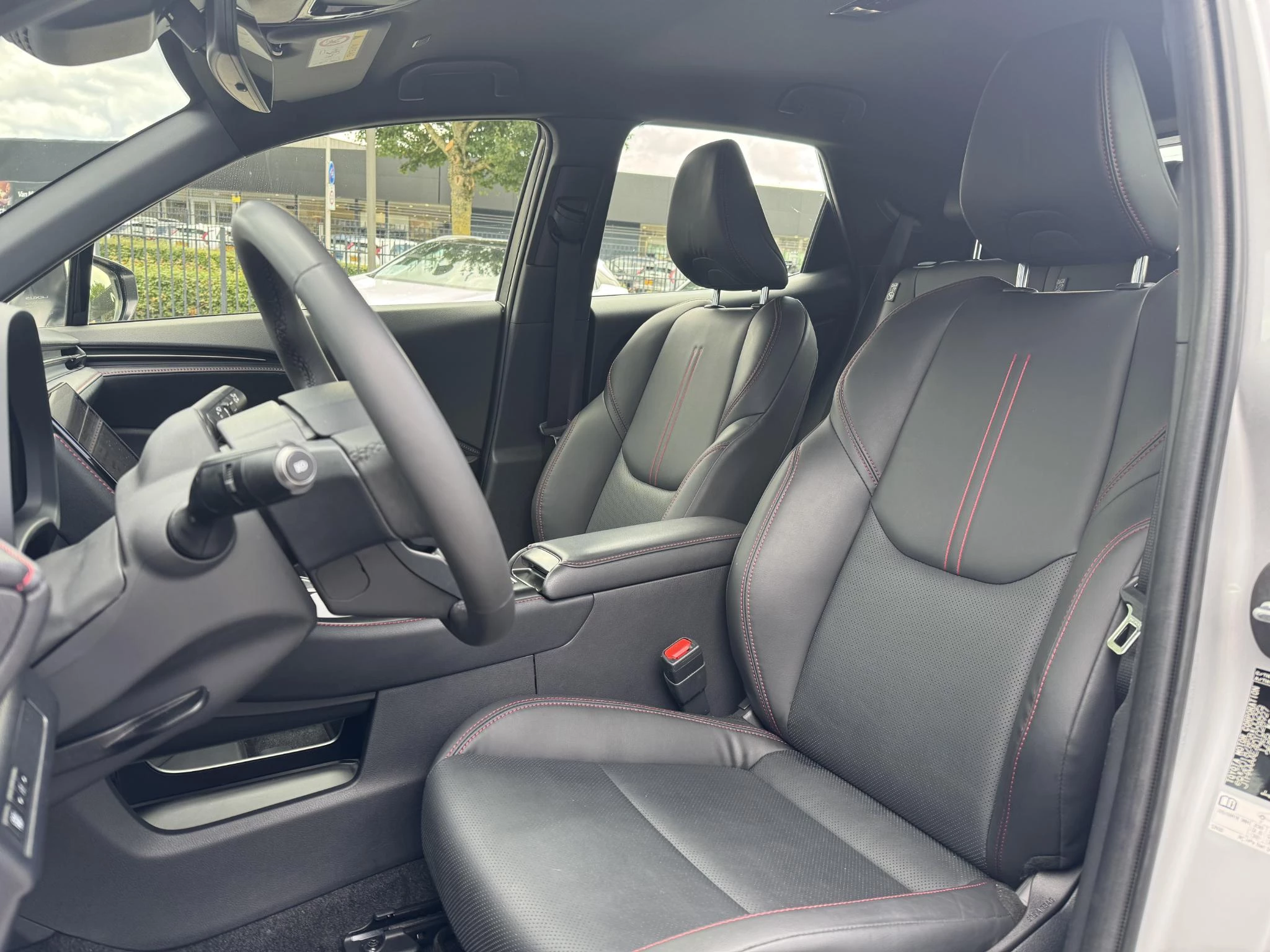 Hoofdafbeelding Lexus LBX