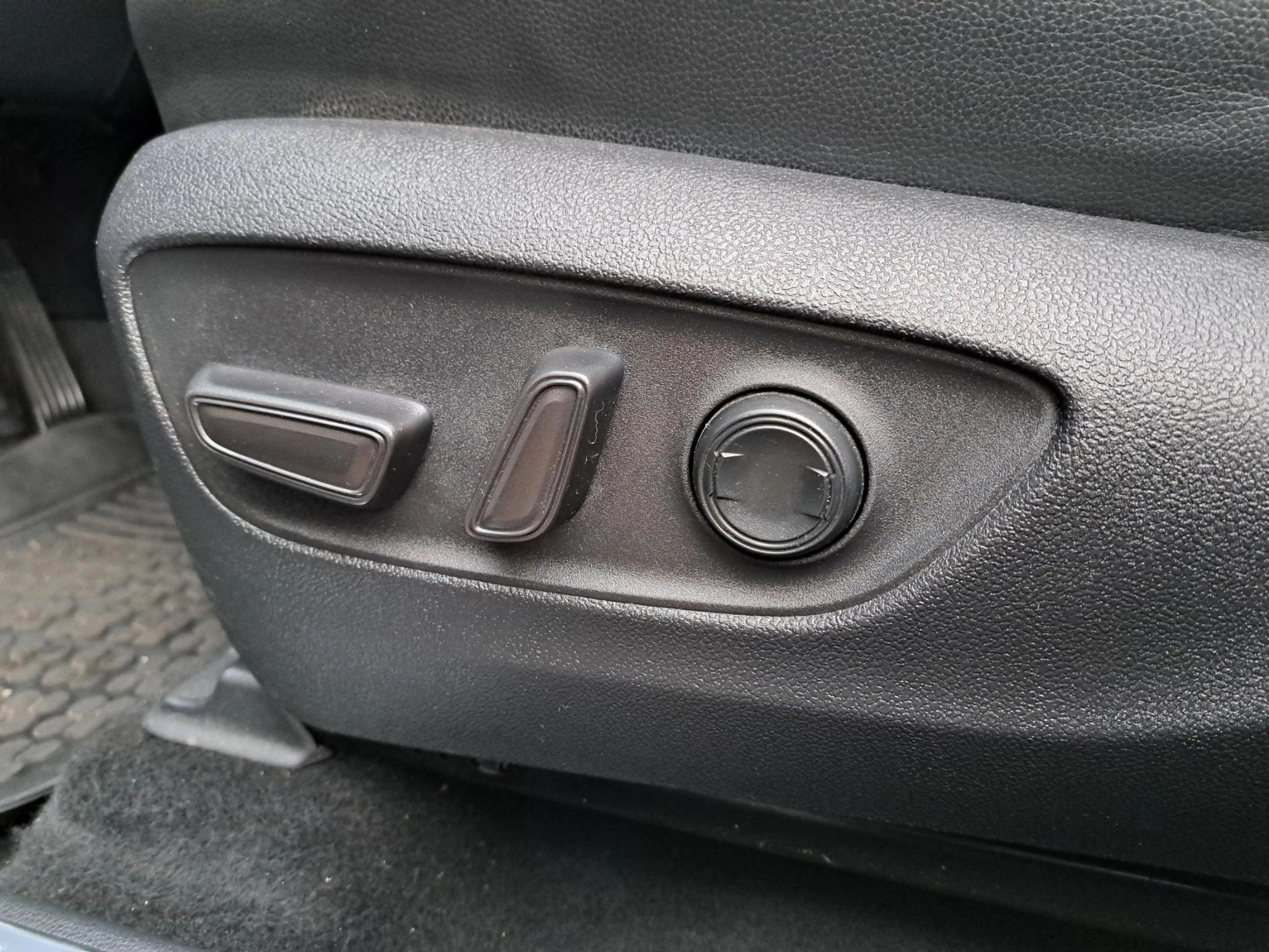 Hoofdafbeelding Toyota Highlander