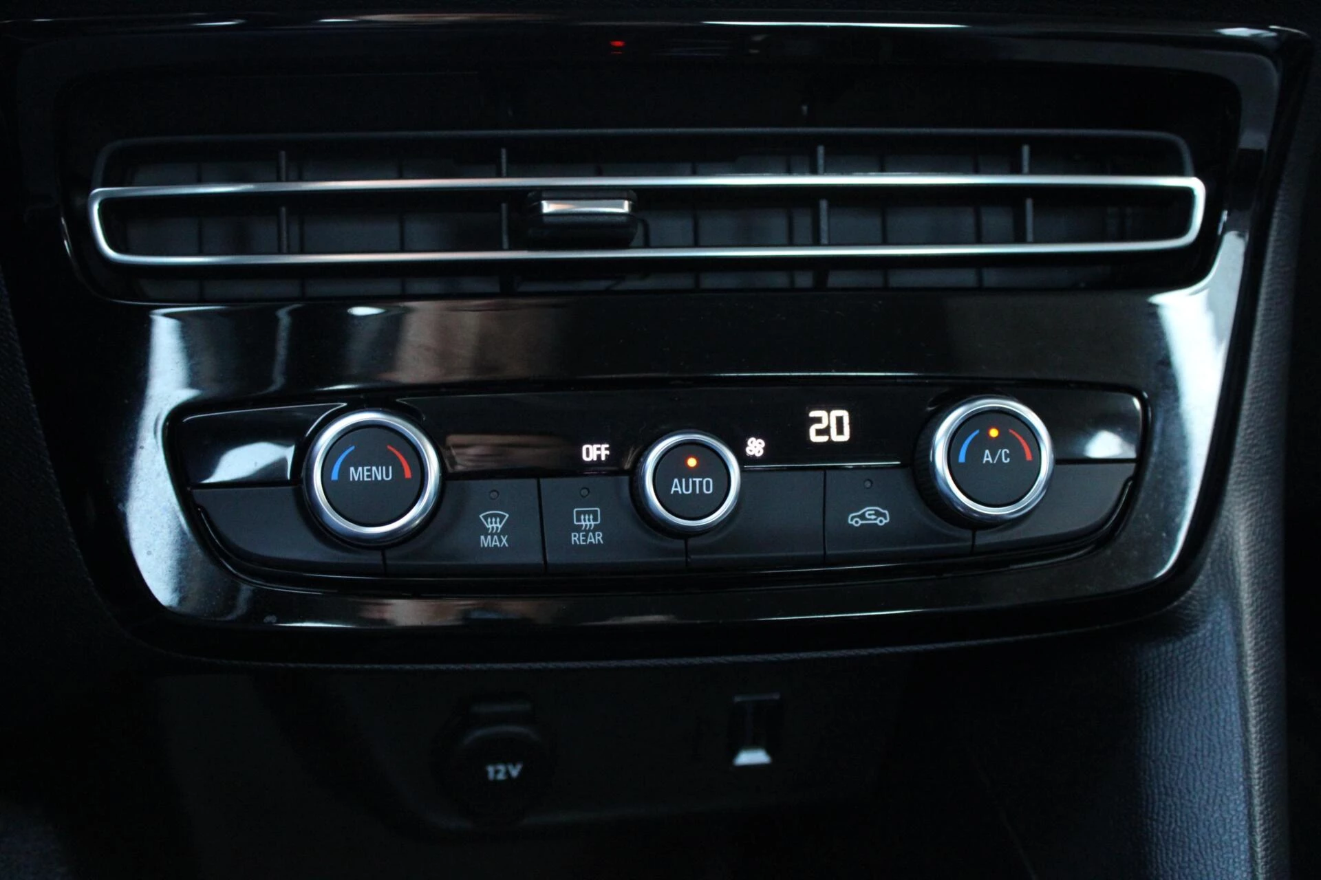 Hoofdafbeelding Opel Mokka-e