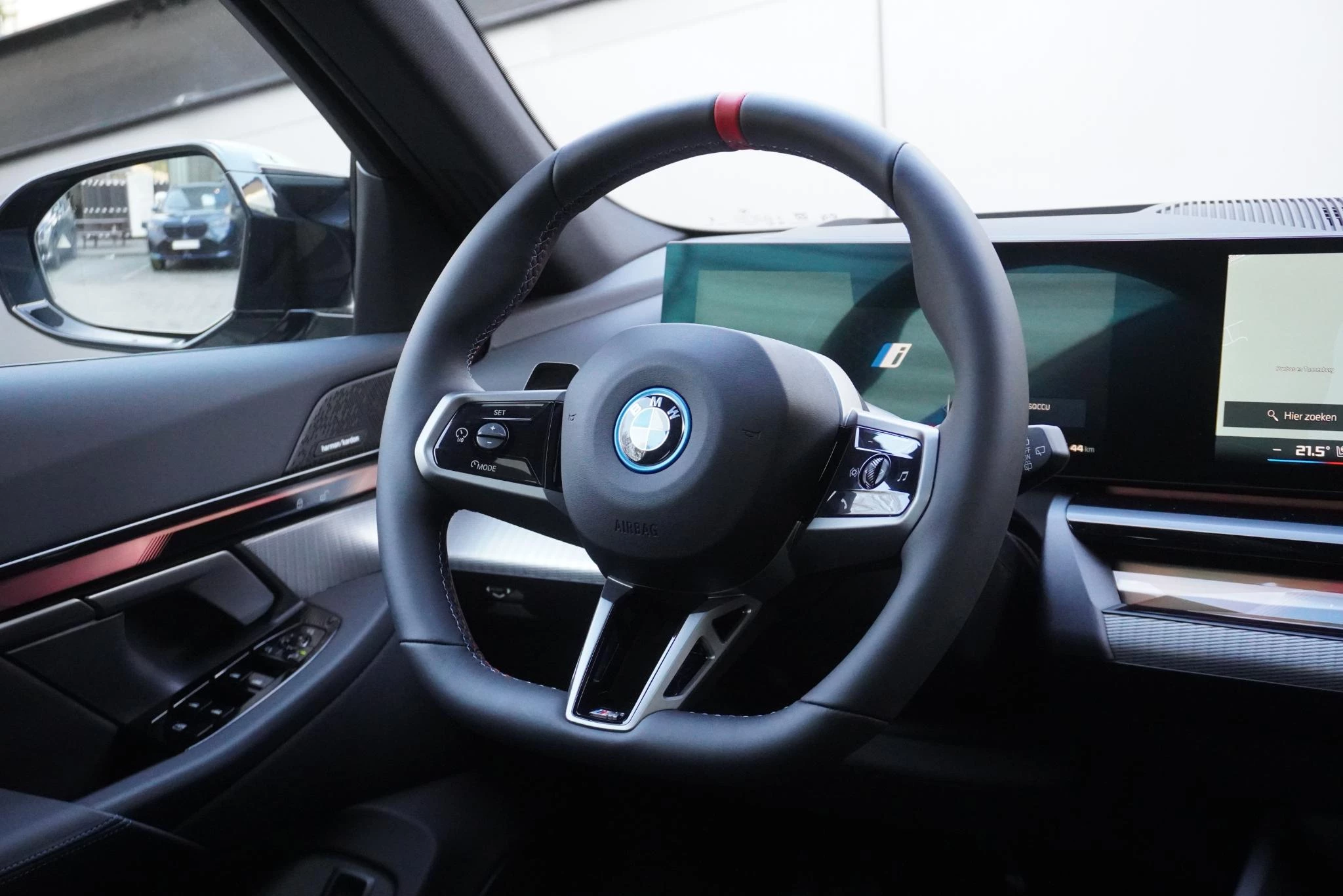 Hoofdafbeelding BMW i5