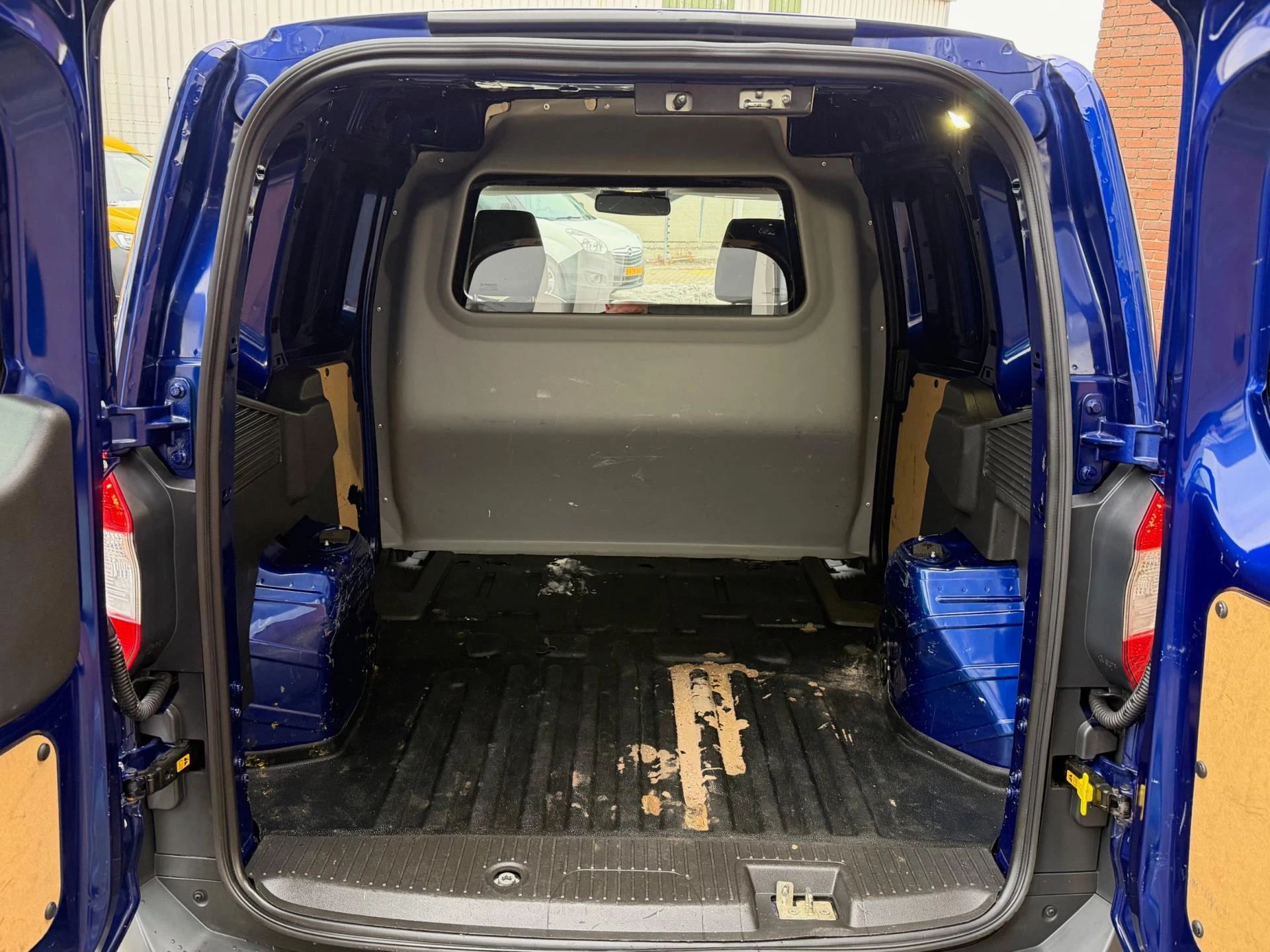 Hoofdafbeelding Ford Transit Courier