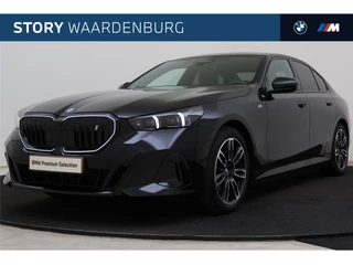 BMW i5 eDrive40 M Sport / Trekhaak / Adaptieve LED / Parking Assistant Plus / Comfort Access / Stoelventilatie / Harman-Kardon / Stoelverwarming