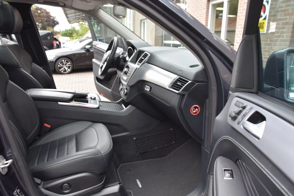 Hoofdafbeelding Mercedes-Benz M-Klasse