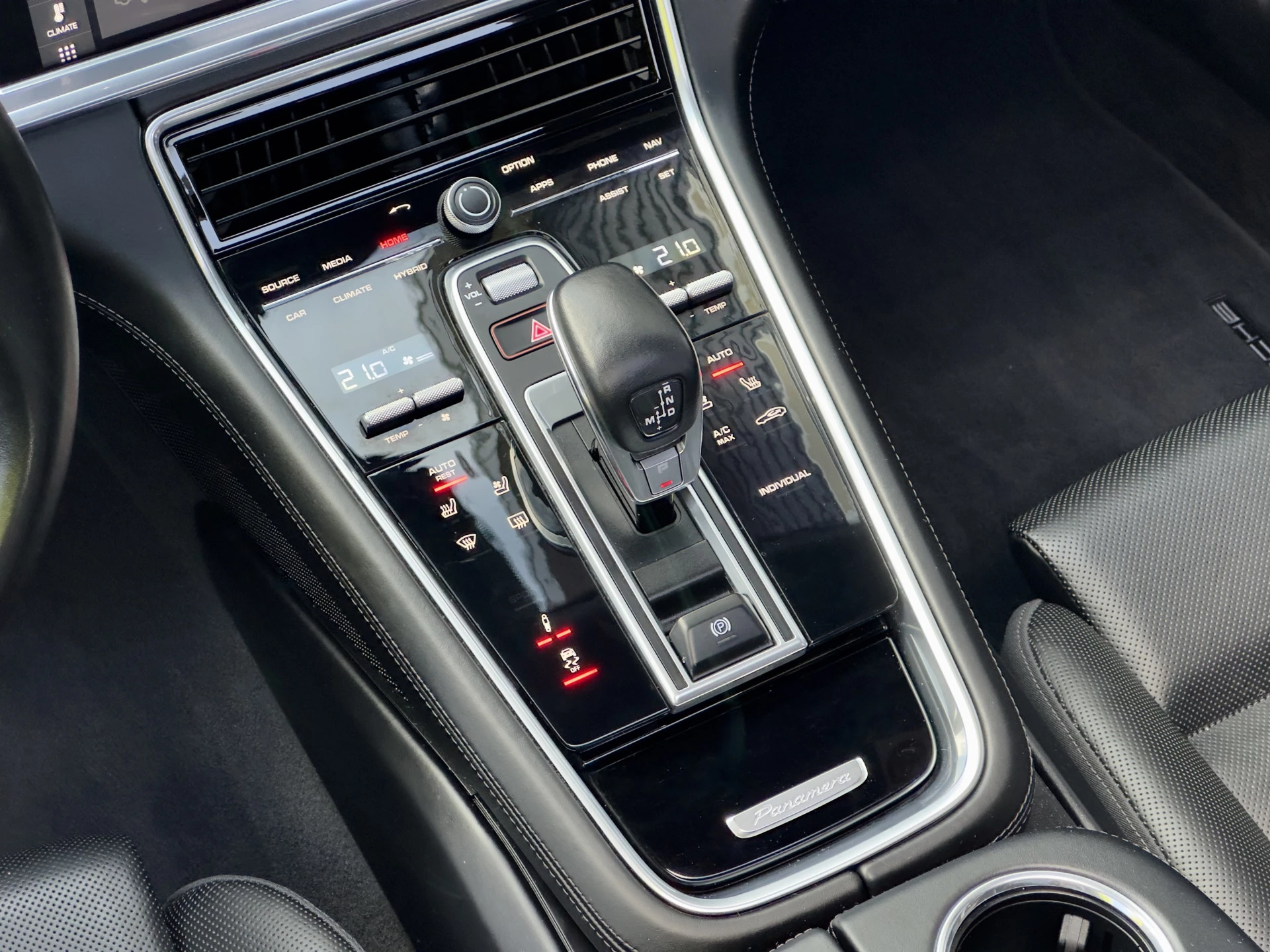 Hoofdafbeelding Porsche Panamera