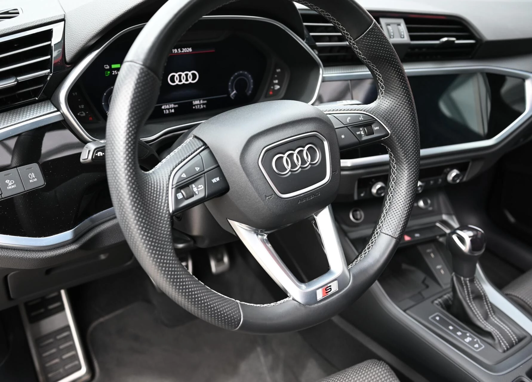 Hoofdafbeelding Audi Q3
