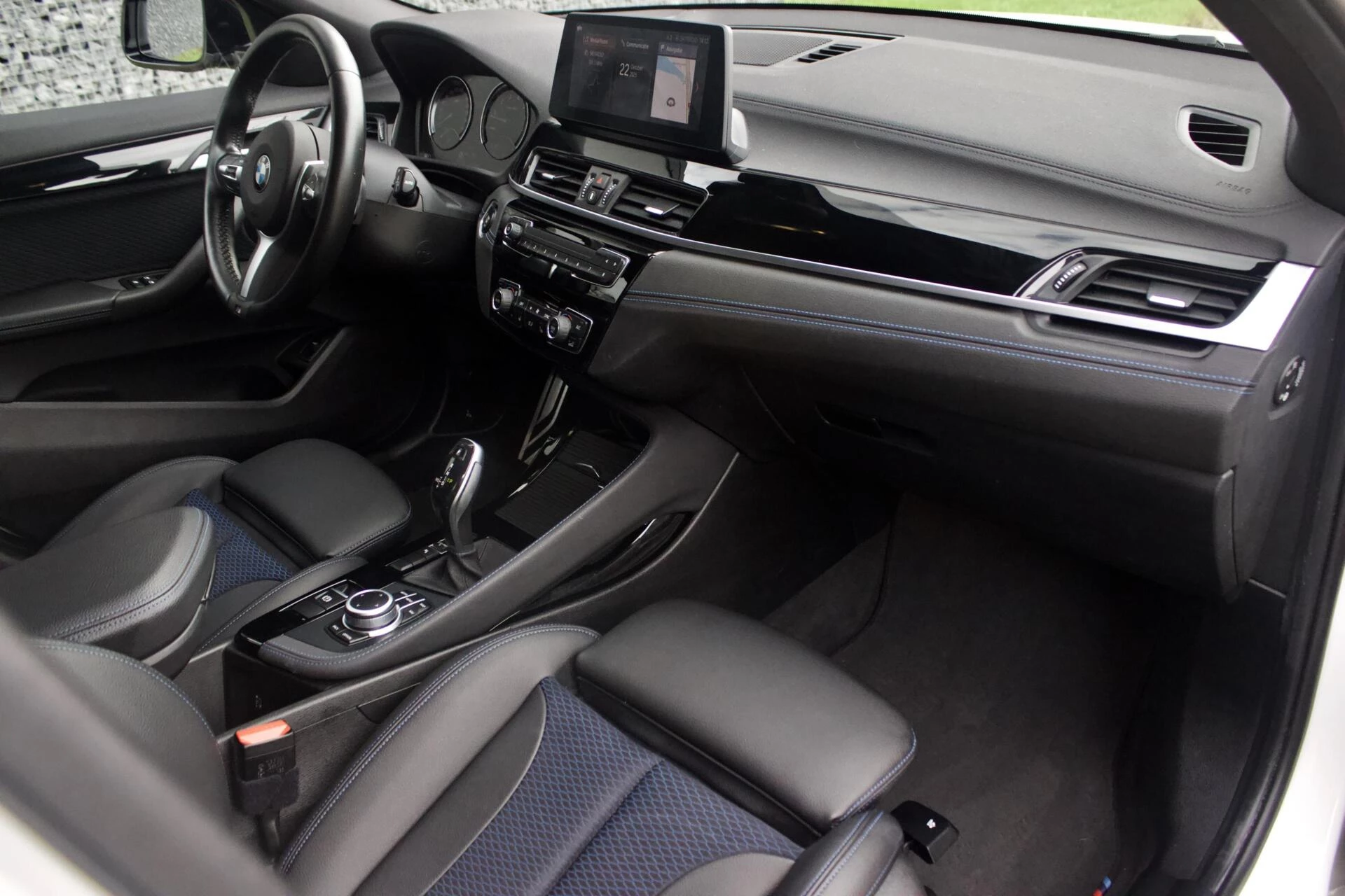 Hoofdafbeelding BMW X2