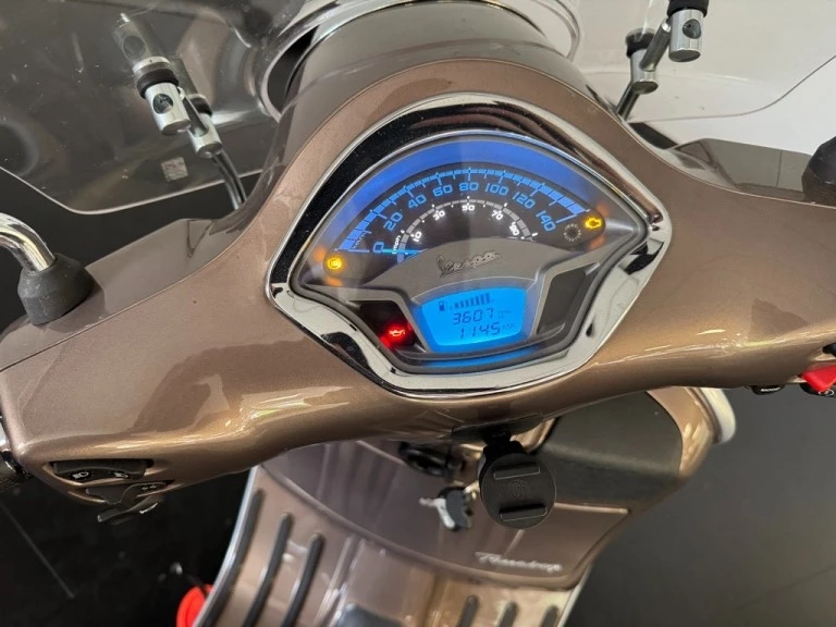 Hoofdafbeelding Vespa GTS