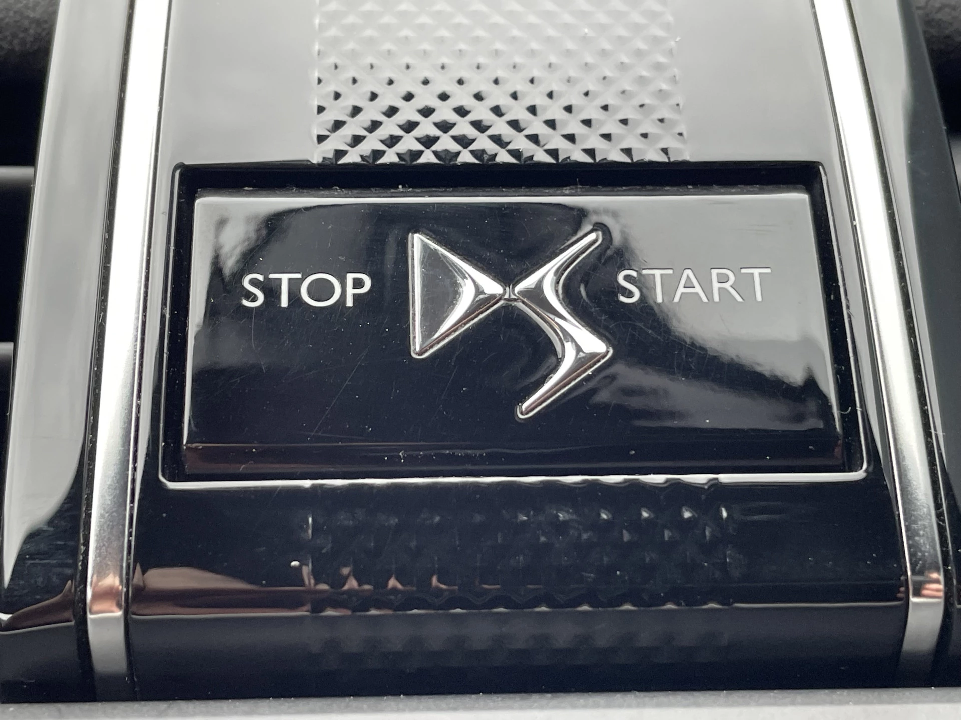 Hoofdafbeelding DS DS 7