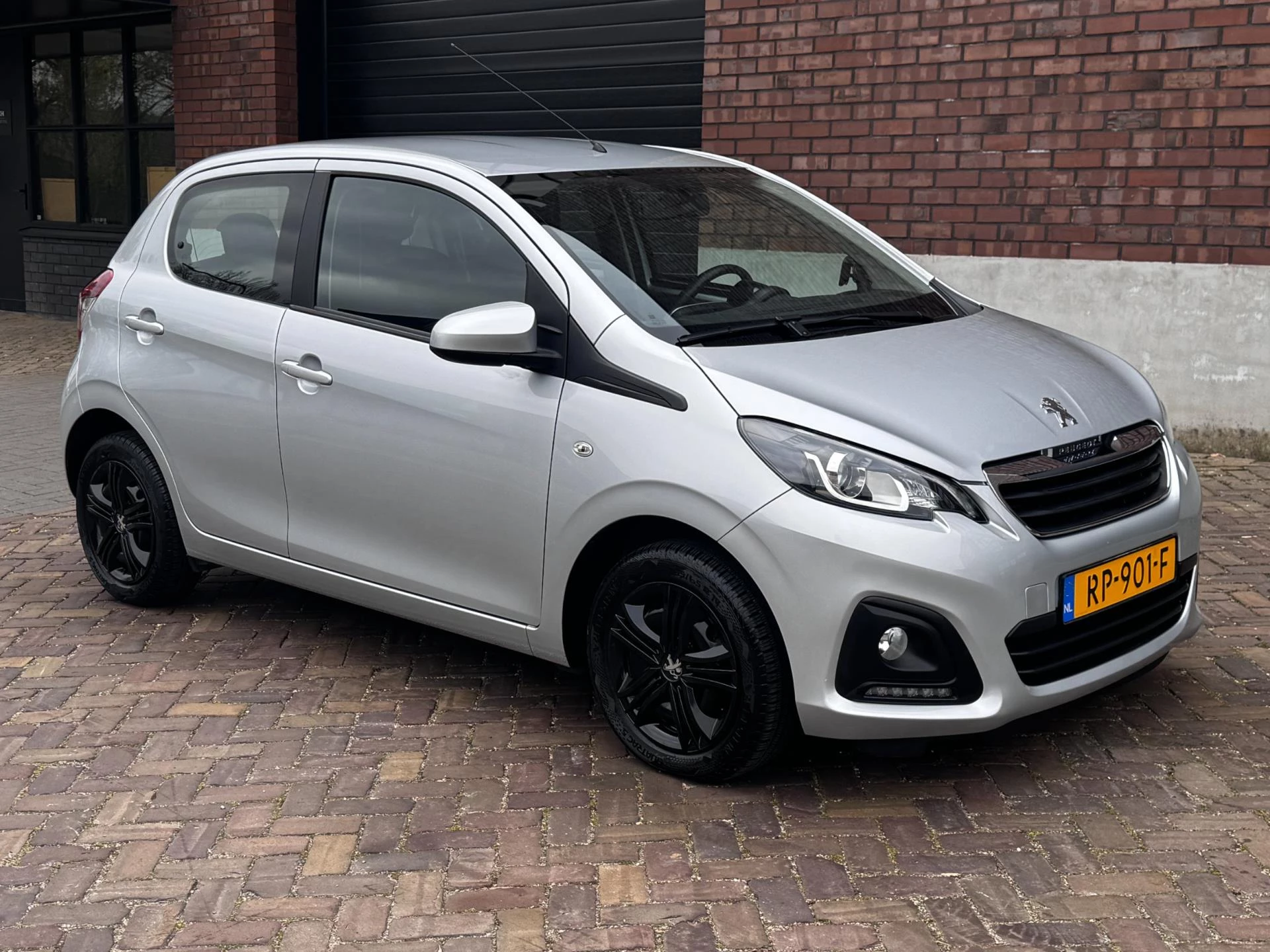 Hoofdafbeelding Peugeot 108