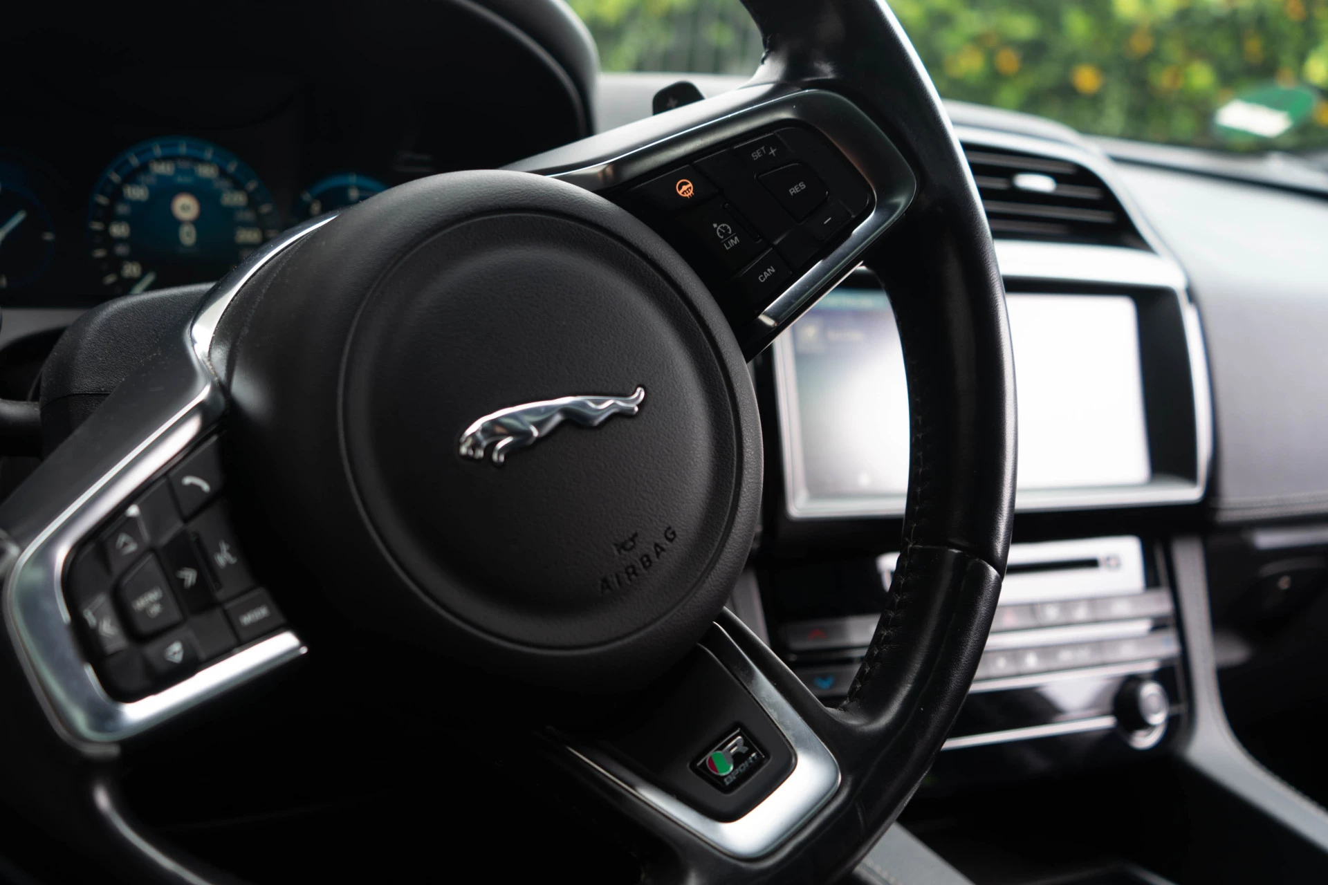 Hoofdafbeelding Jaguar F-PACE