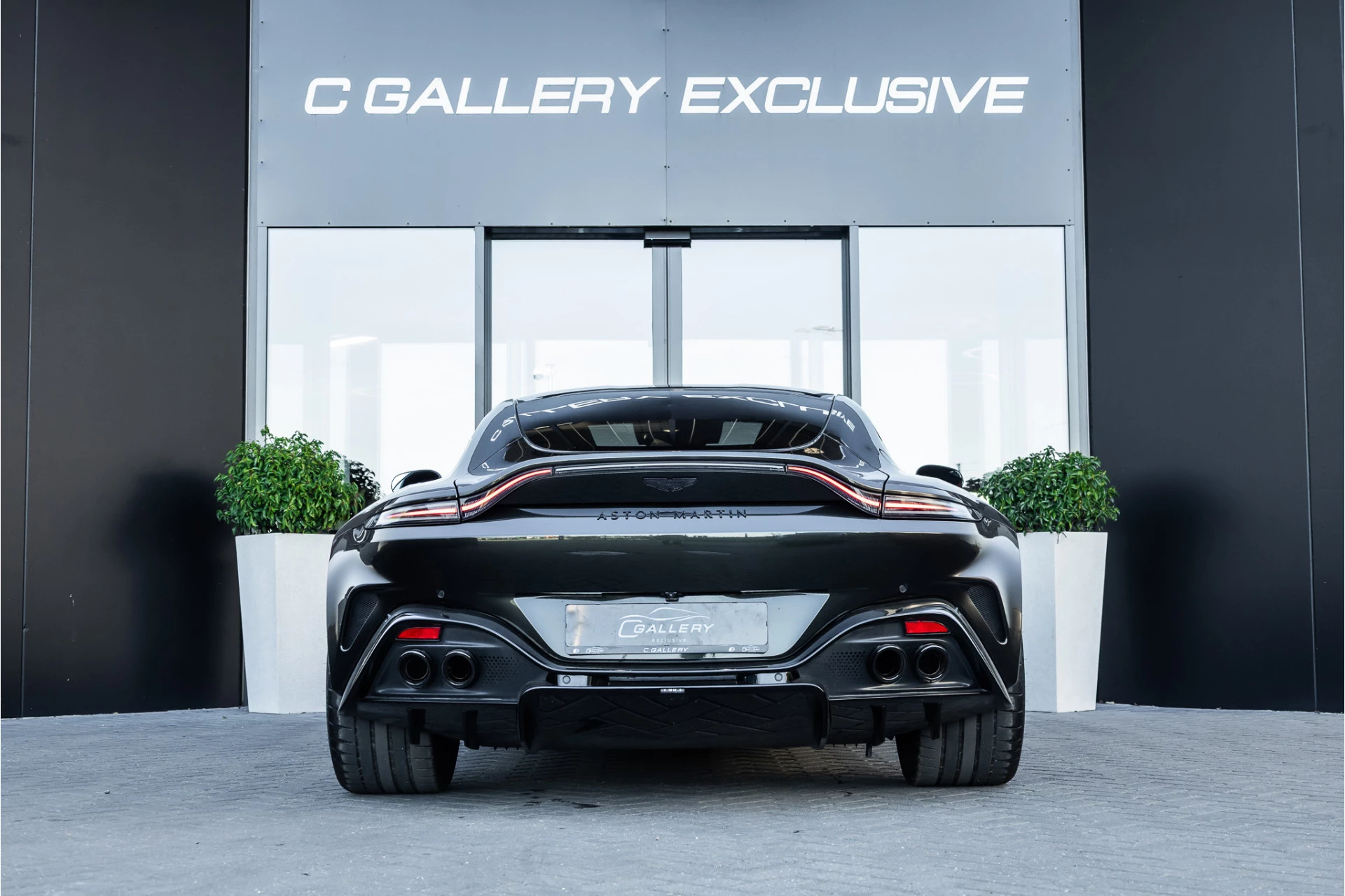 Hoofdafbeelding Aston Martin V8 Vantage