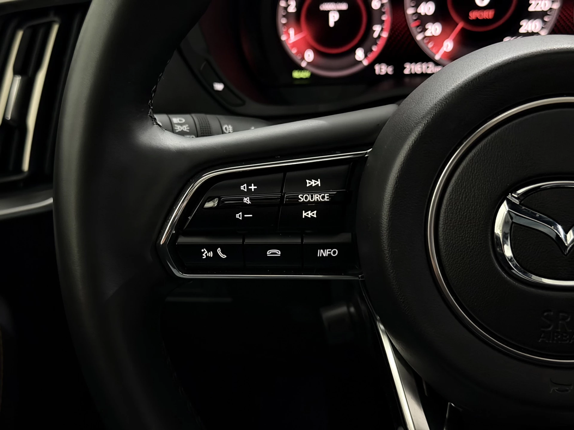 Hoofdafbeelding Mazda CX-60