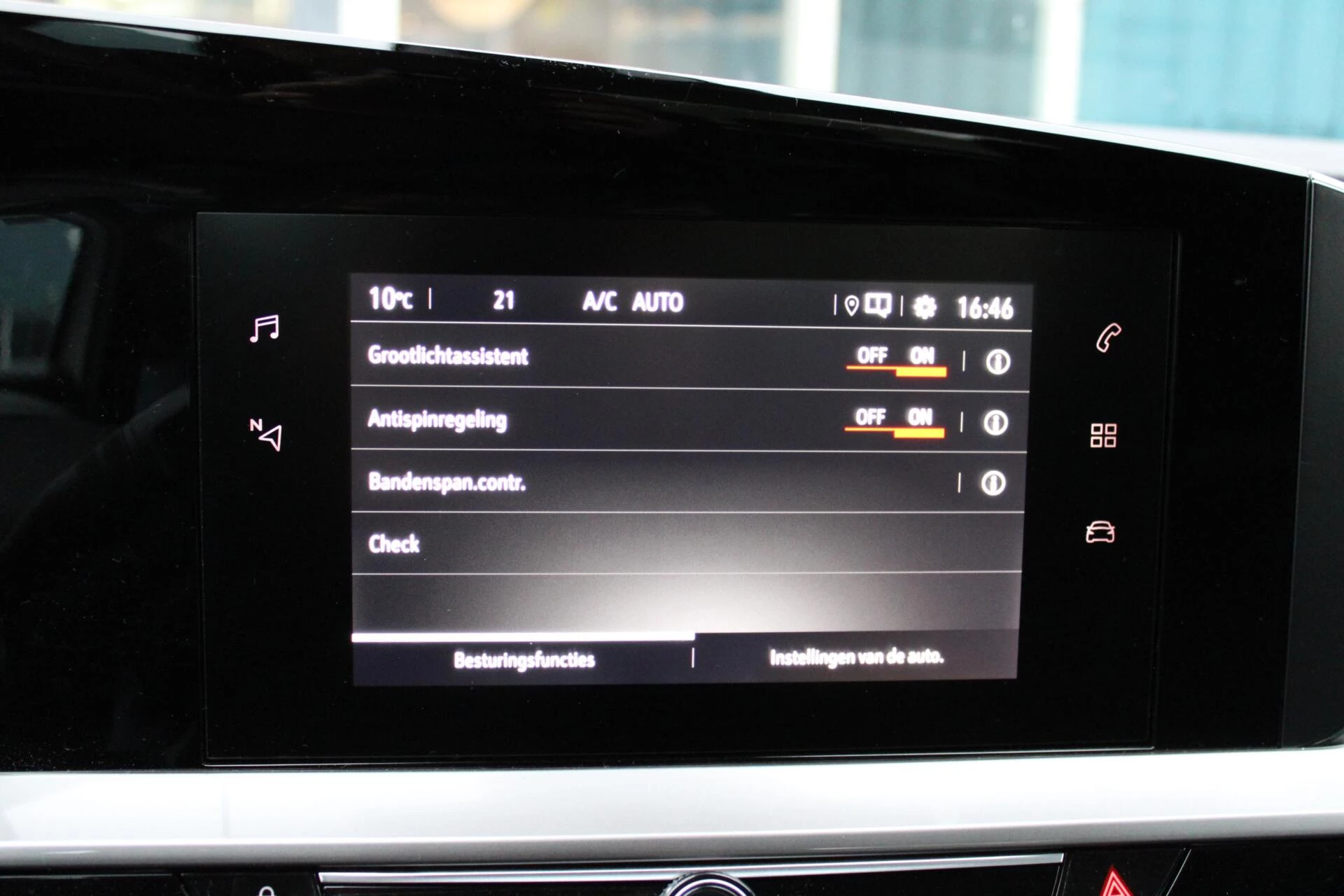 Hoofdafbeelding Opel Mokka-e