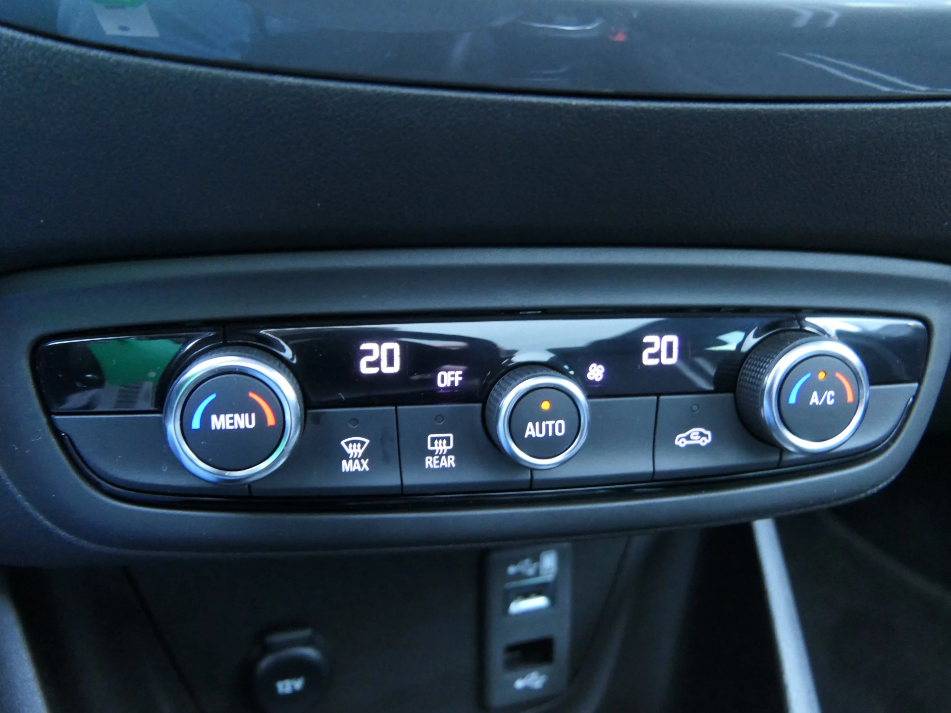 Hoofdafbeelding Opel Crossland