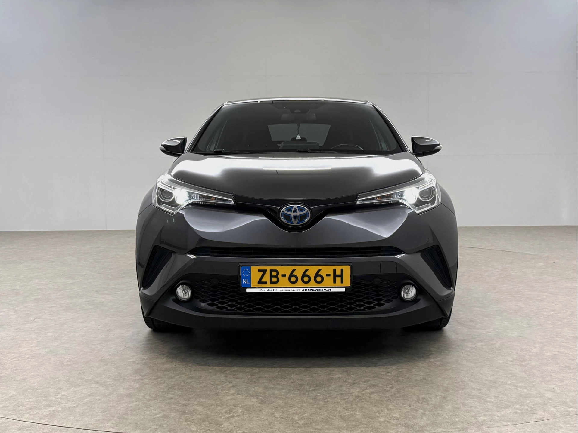 Hoofdafbeelding Toyota C-HR