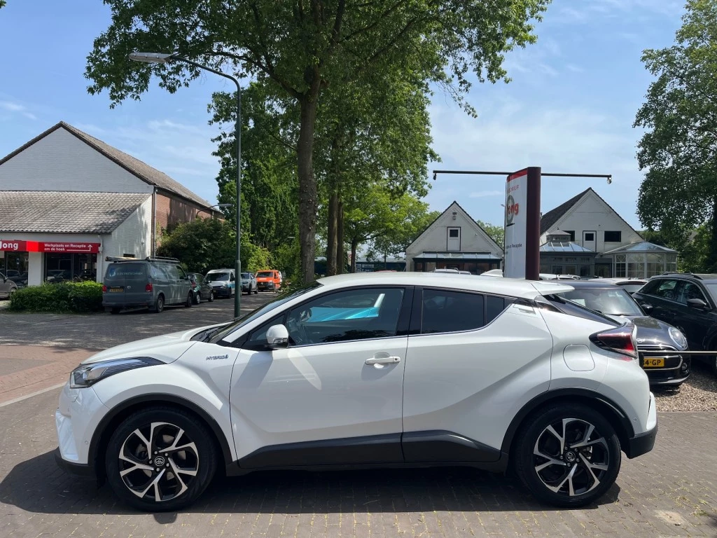 Hoofdafbeelding Toyota C-HR