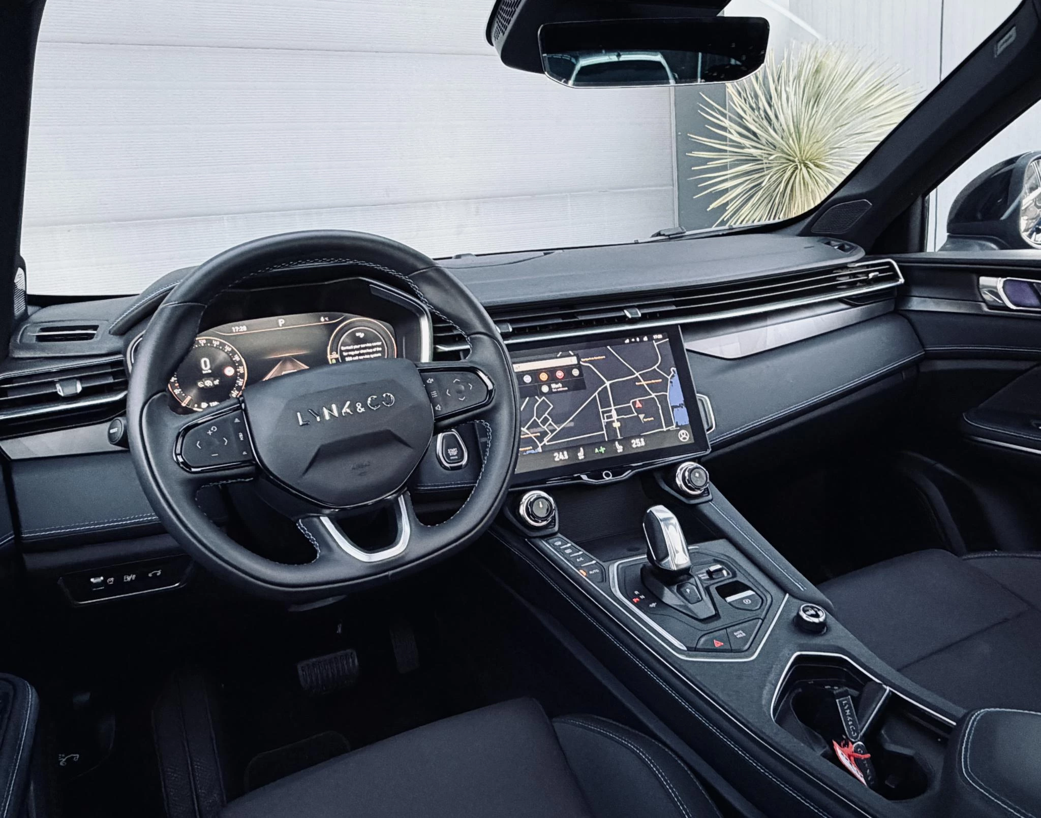 Hoofdafbeelding Lynk & Co 01