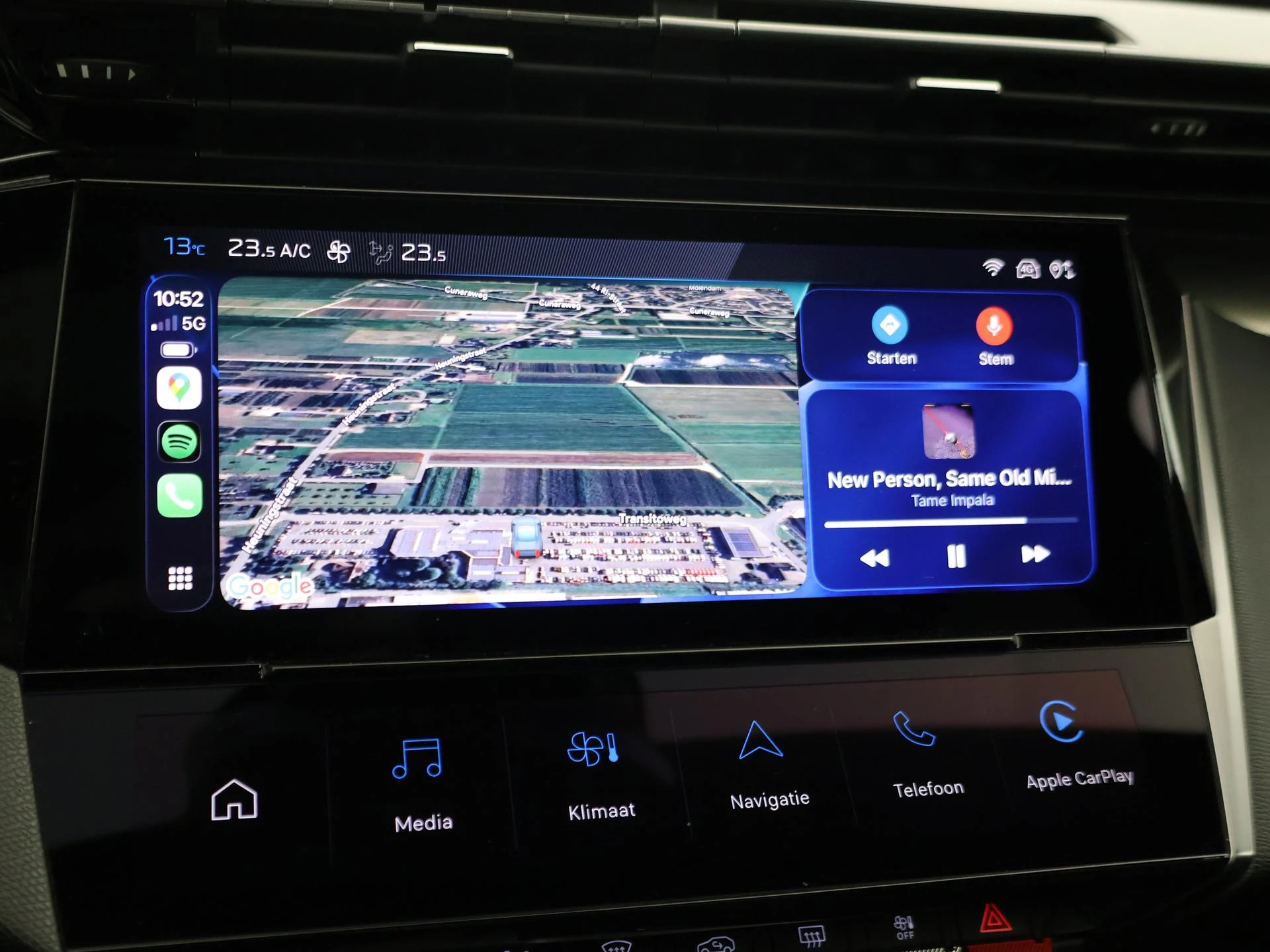 Hoofdafbeelding Peugeot 408