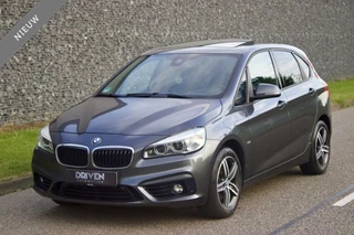 BMW 2-Serie Active Tourer 220i | Sportline - Pano - HeadUp
