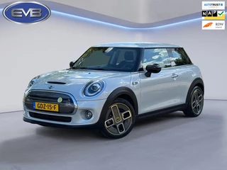 Mini Mini Electric 33 kWh, 34000 km, sportzetels, navigatie, parelmoer, wit dak,digitaal cocpit