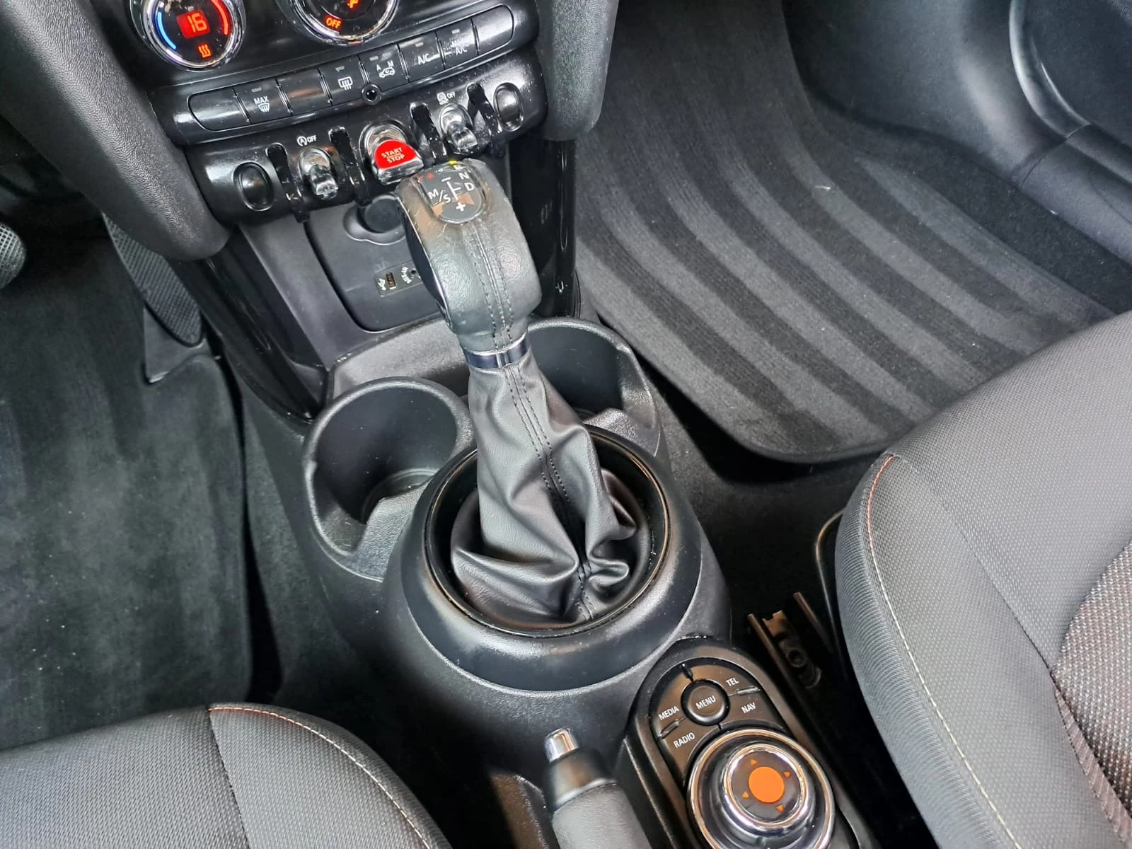 Hoofdafbeelding MINI Cooper