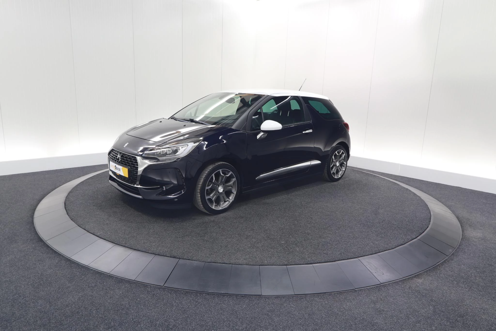 Hoofdafbeelding DS DS 3