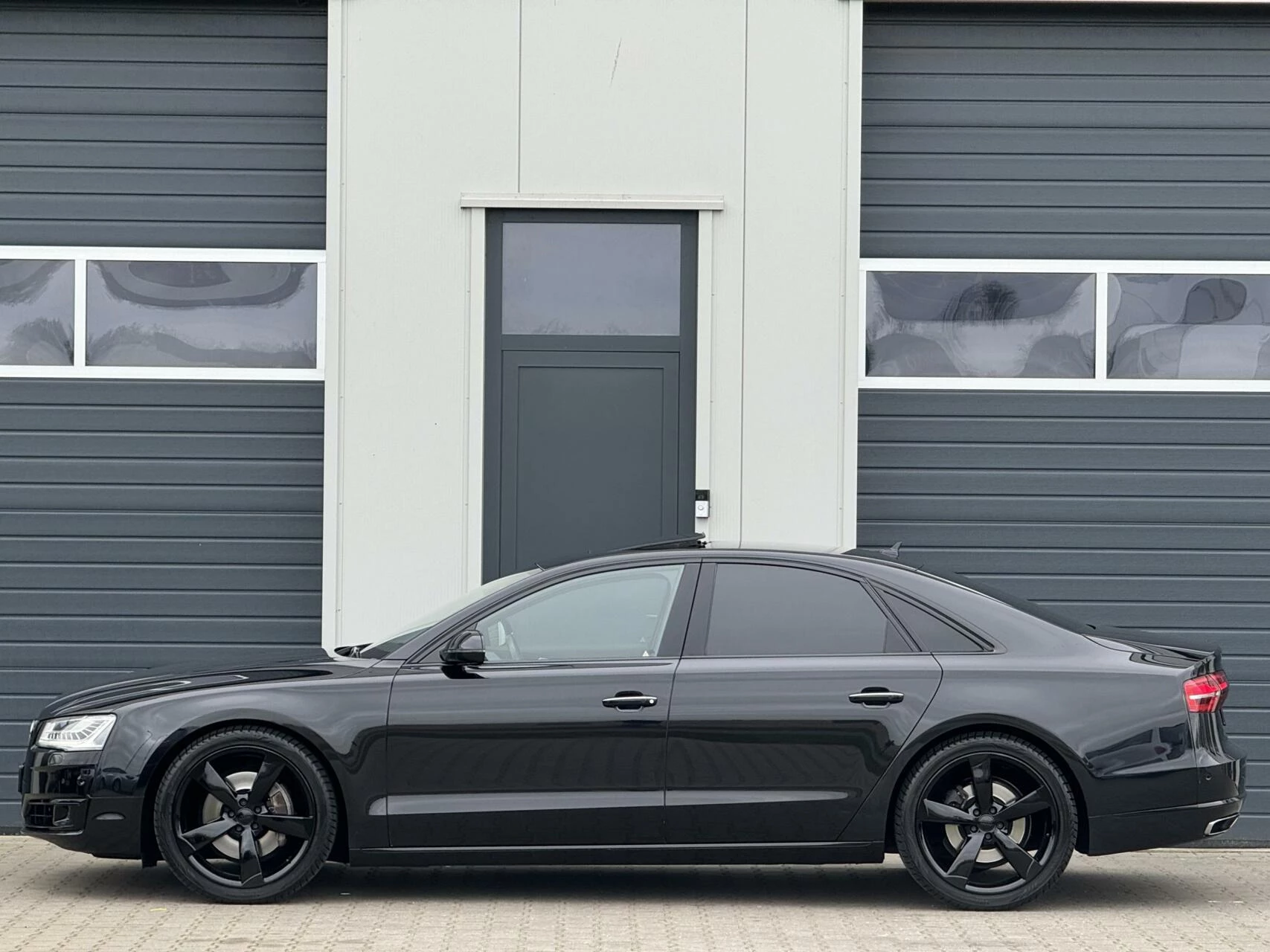 Hoofdafbeelding Audi A8