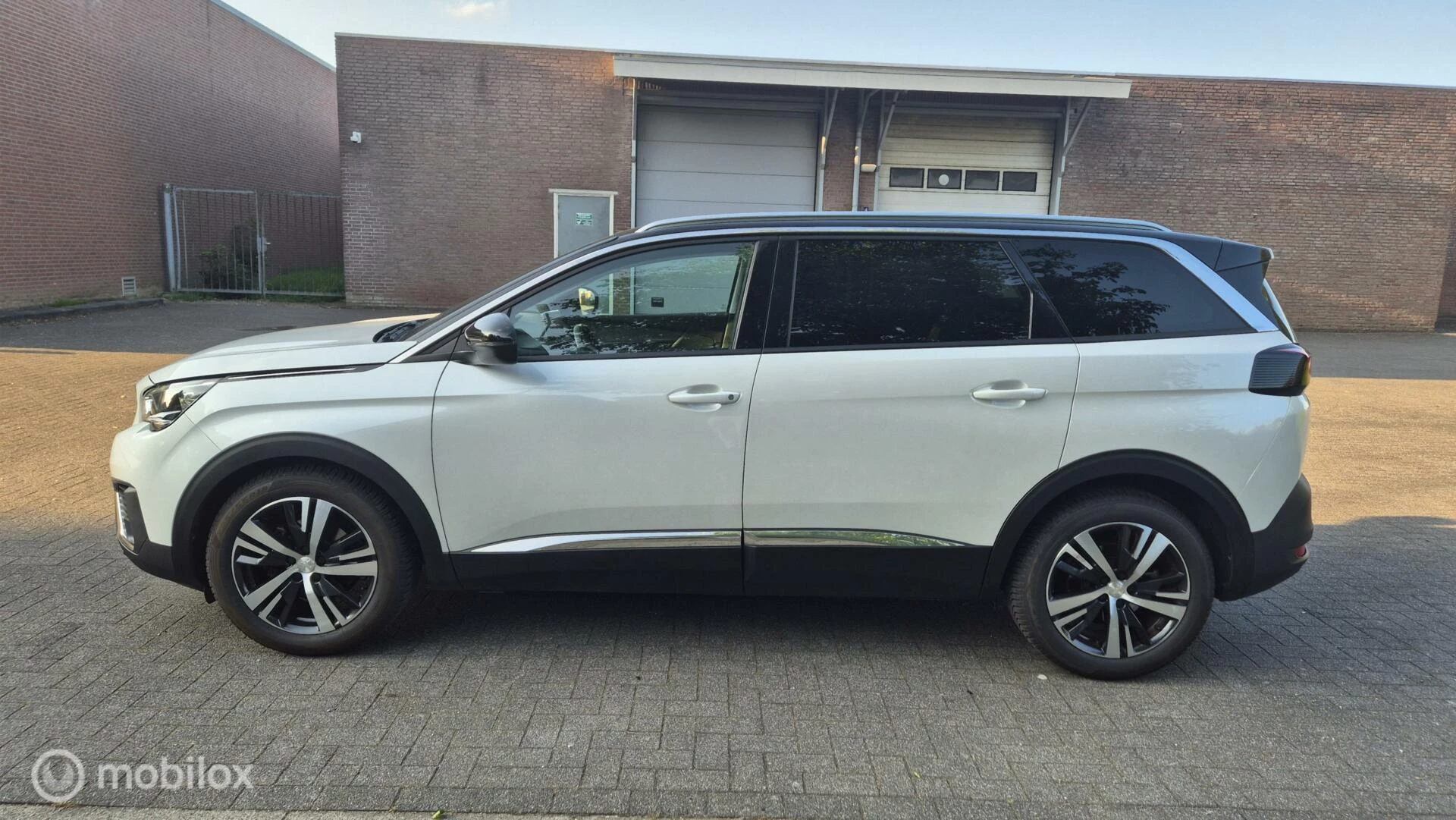 Hoofdafbeelding Peugeot 5008