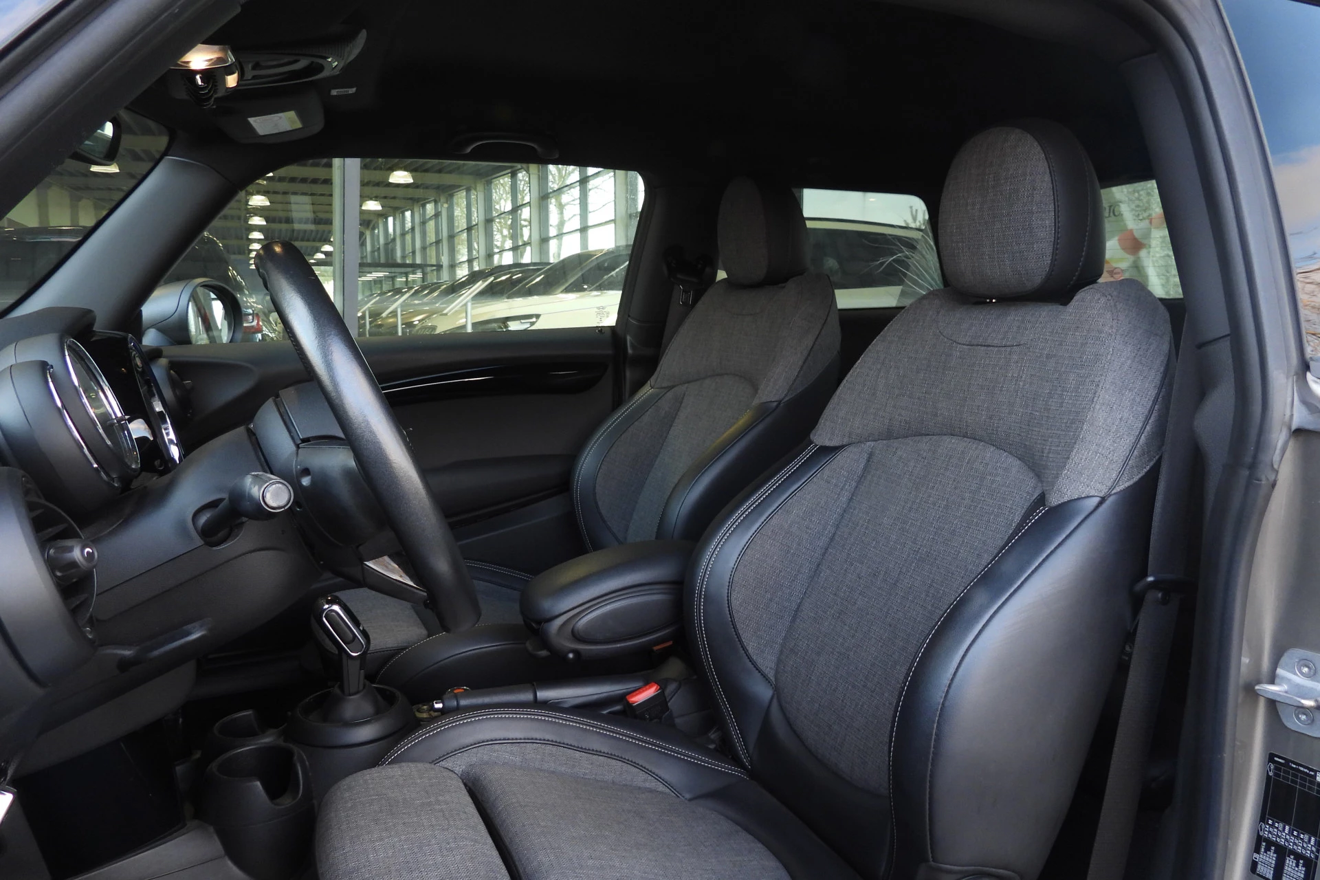 Hoofdafbeelding MINI One