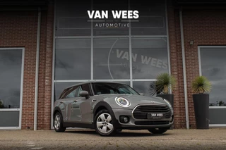 MINI Clubman 1.5 Cooper Essential | 1e eigenaar | BTW auto | Keyless entry | Stoelverwarming | Cruise control | DAB | Camera | LED | Sportstuur | Lichtpakket | PDC