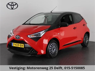 Hoofdafbeelding Toyota Aygo Toyota Aygo 1.0 VVT-i BI-TONE X 1e EIGENAAR. AIRCO. BLUETOOTH GARANTIE TOT 2032 !!!