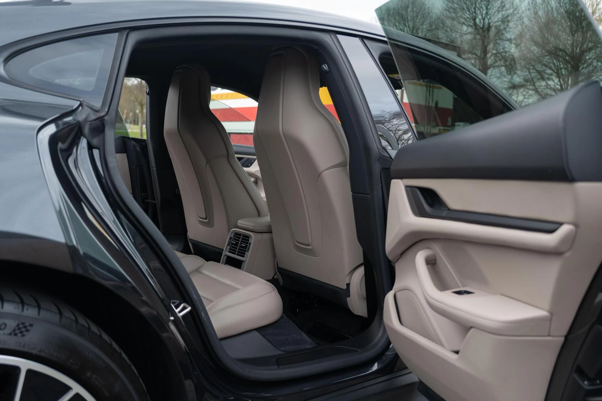 Hoofdafbeelding Porsche Taycan