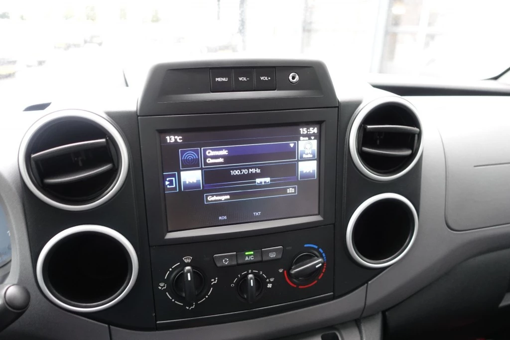 Hoofdafbeelding Peugeot Partner