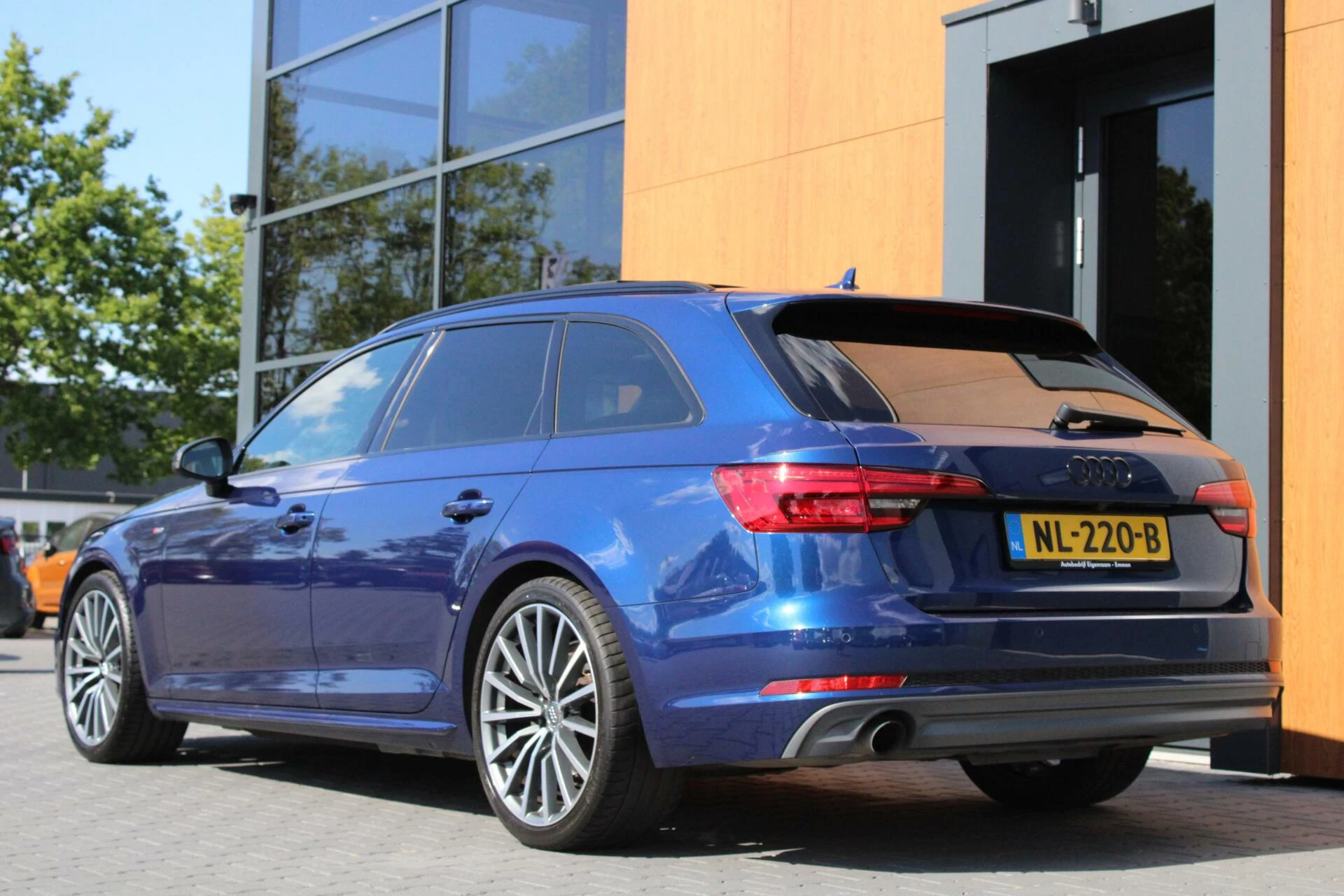Hoofdafbeelding Audi A4