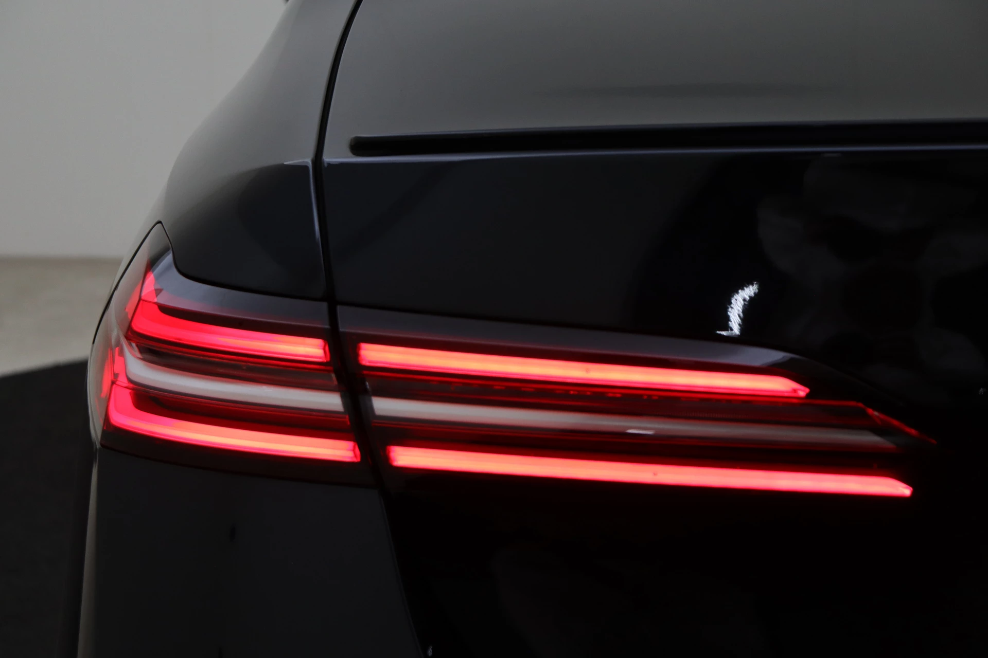 Hoofdafbeelding BMW i5