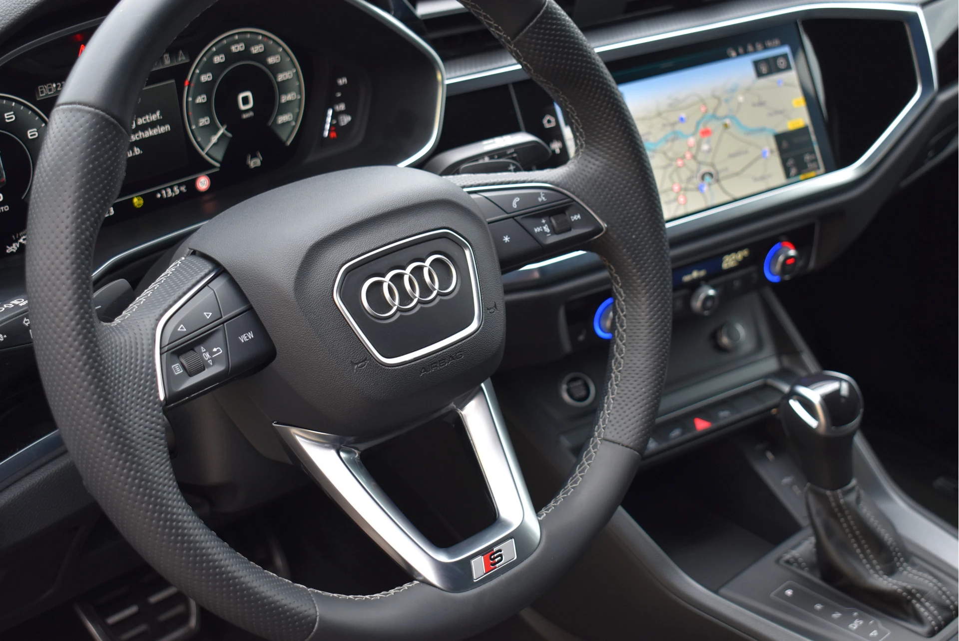 Hoofdafbeelding Audi Q3